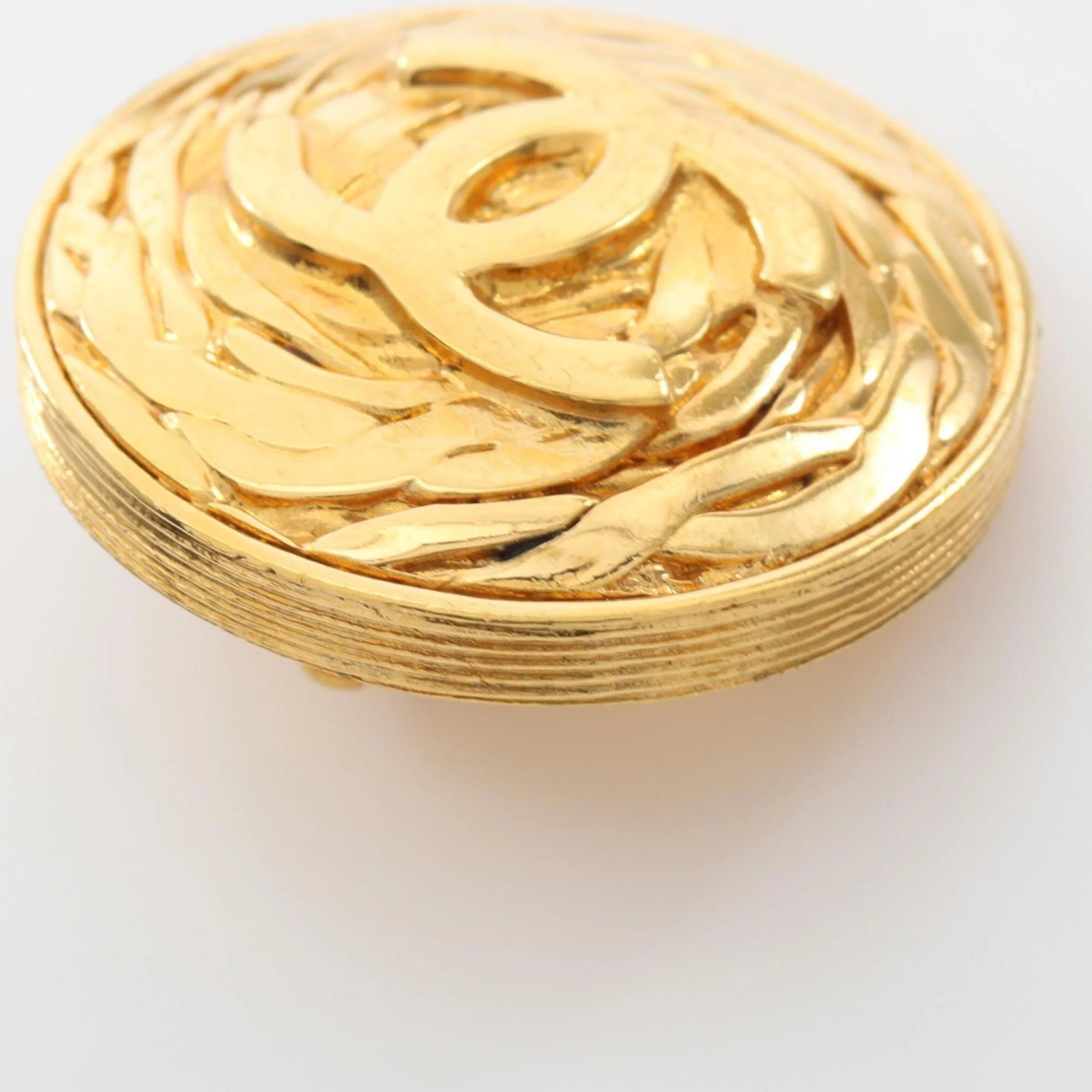 CC Logo Clip-On Earrings Metal Gold-Tone Metal - Image 7