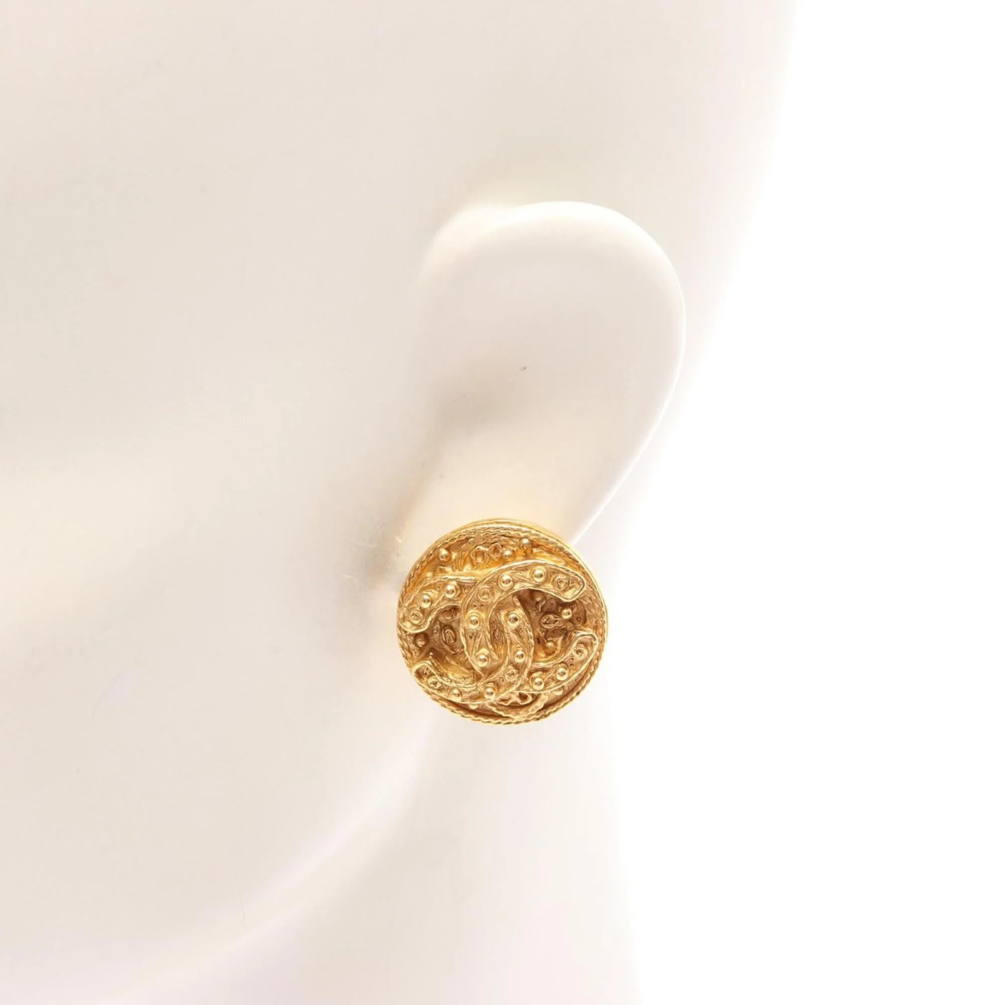 CC Logo Clip-On Earrings Metal Gold-Tone Metal - Image 4