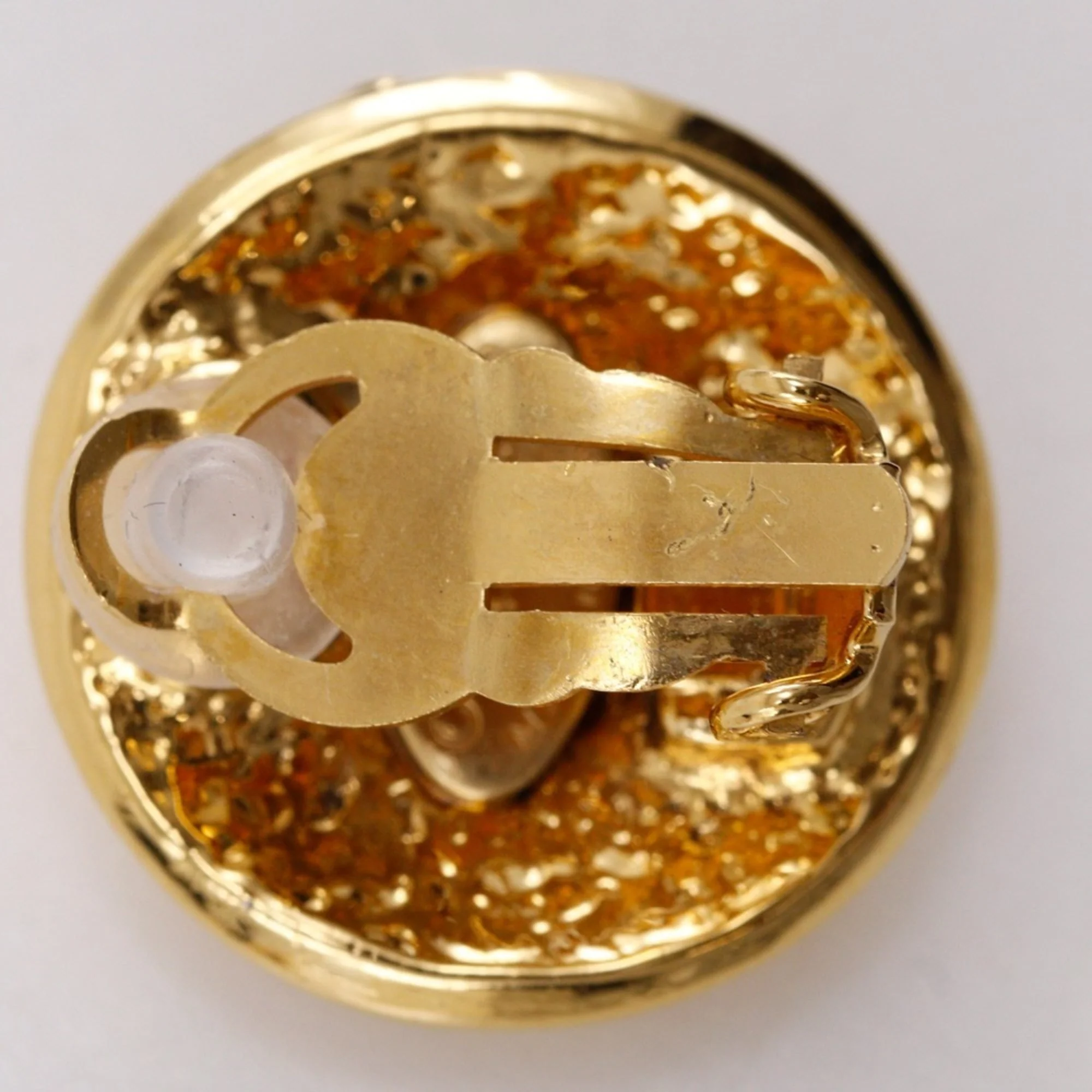 CC Logo Clip-On Earrings Metal Gold-Tone Metal - Image 7