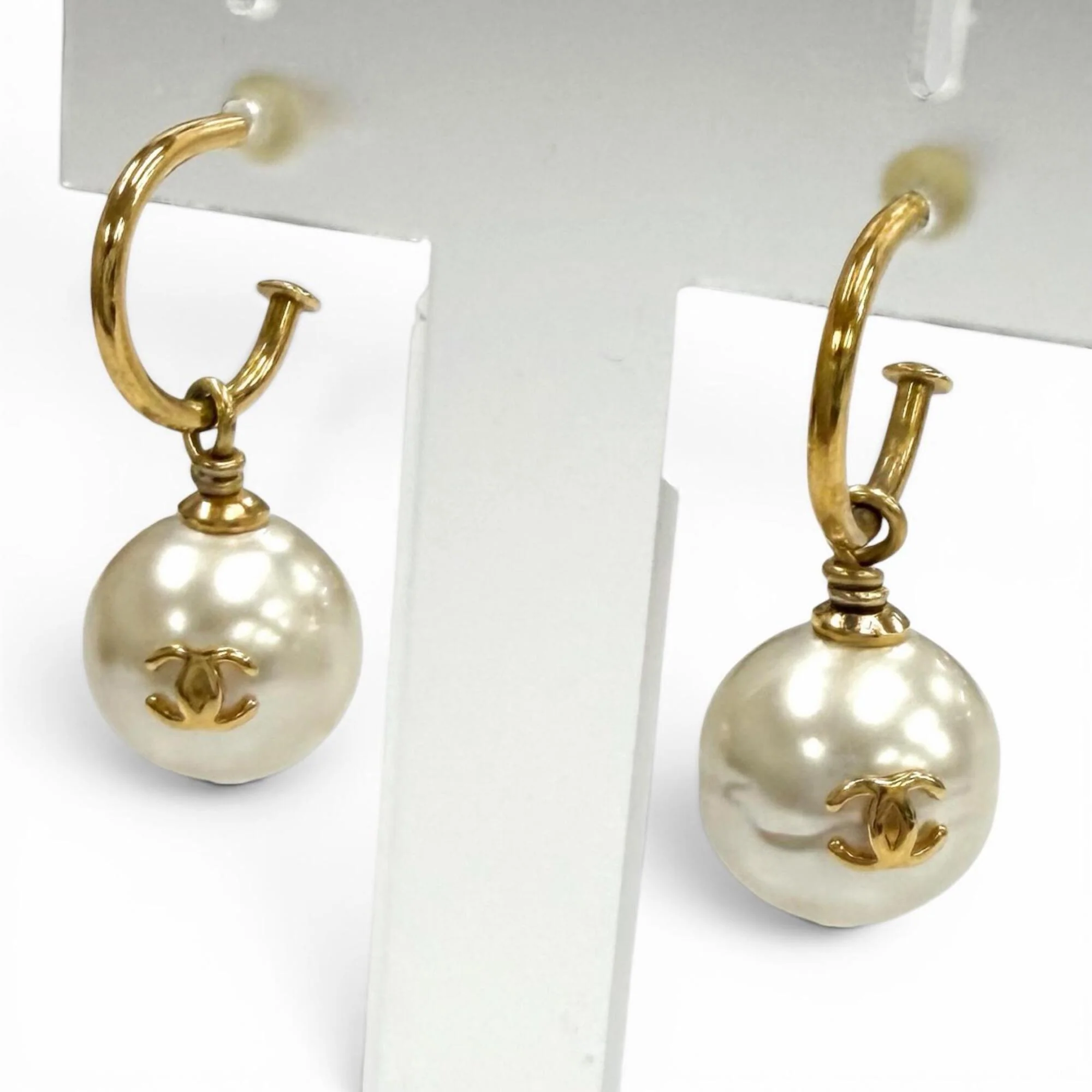 CC Logo Earrings Gold-Tone Metal Gold-Tone Metal