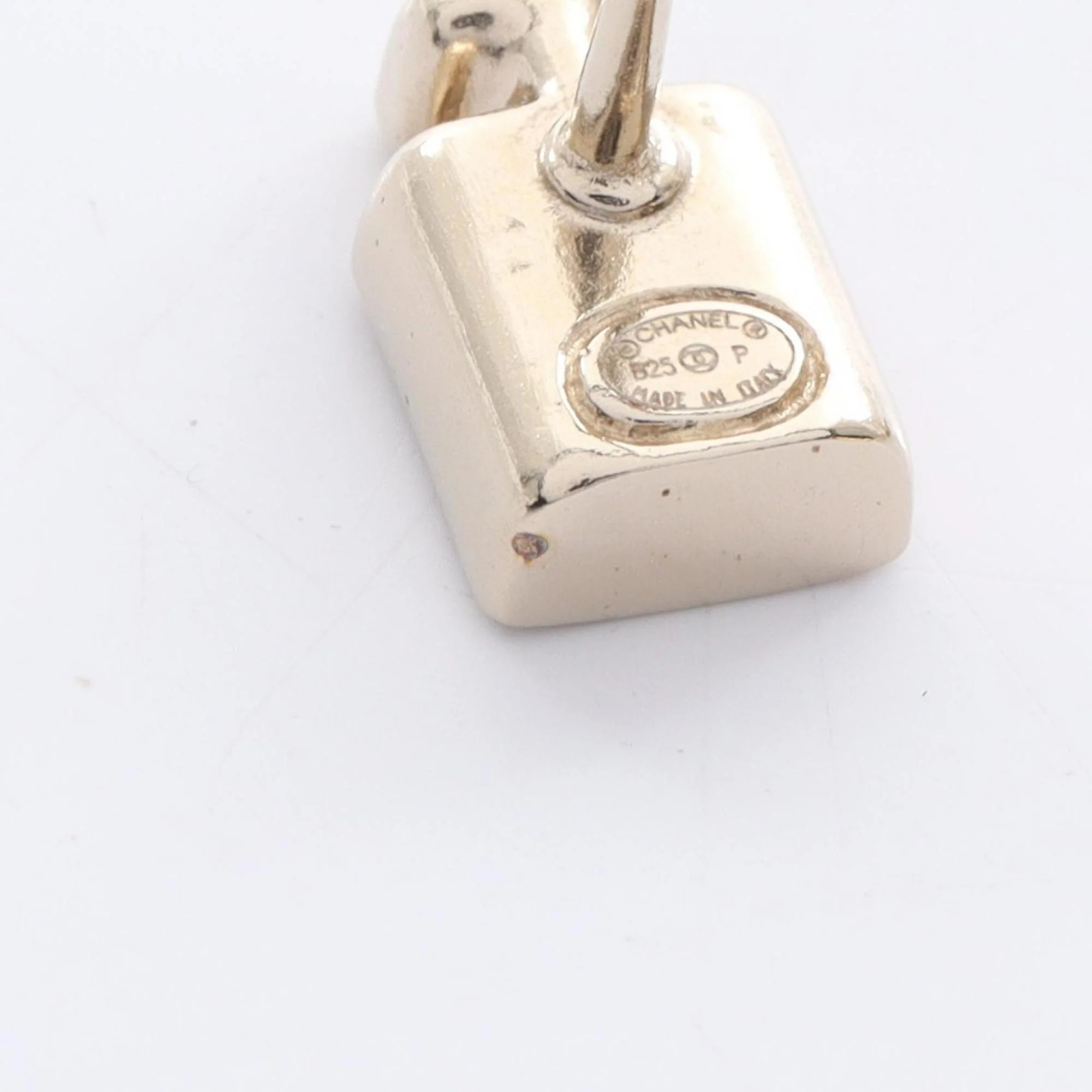 CC Logo Earrings Metal - Image 6