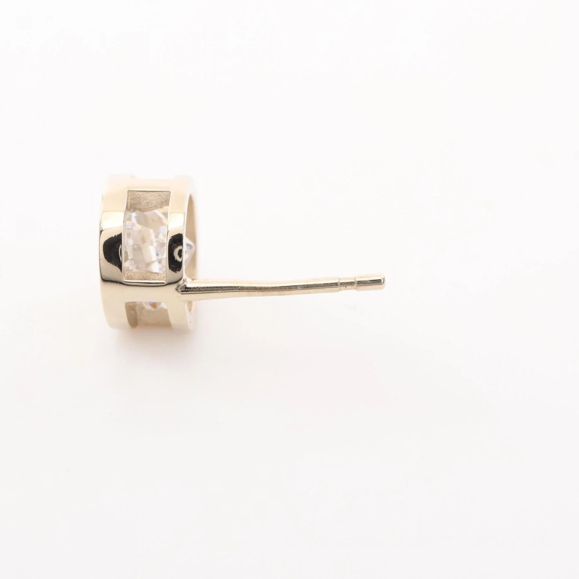 CC Logo Earrings Metal Gold-Tone Metal - Image 5
