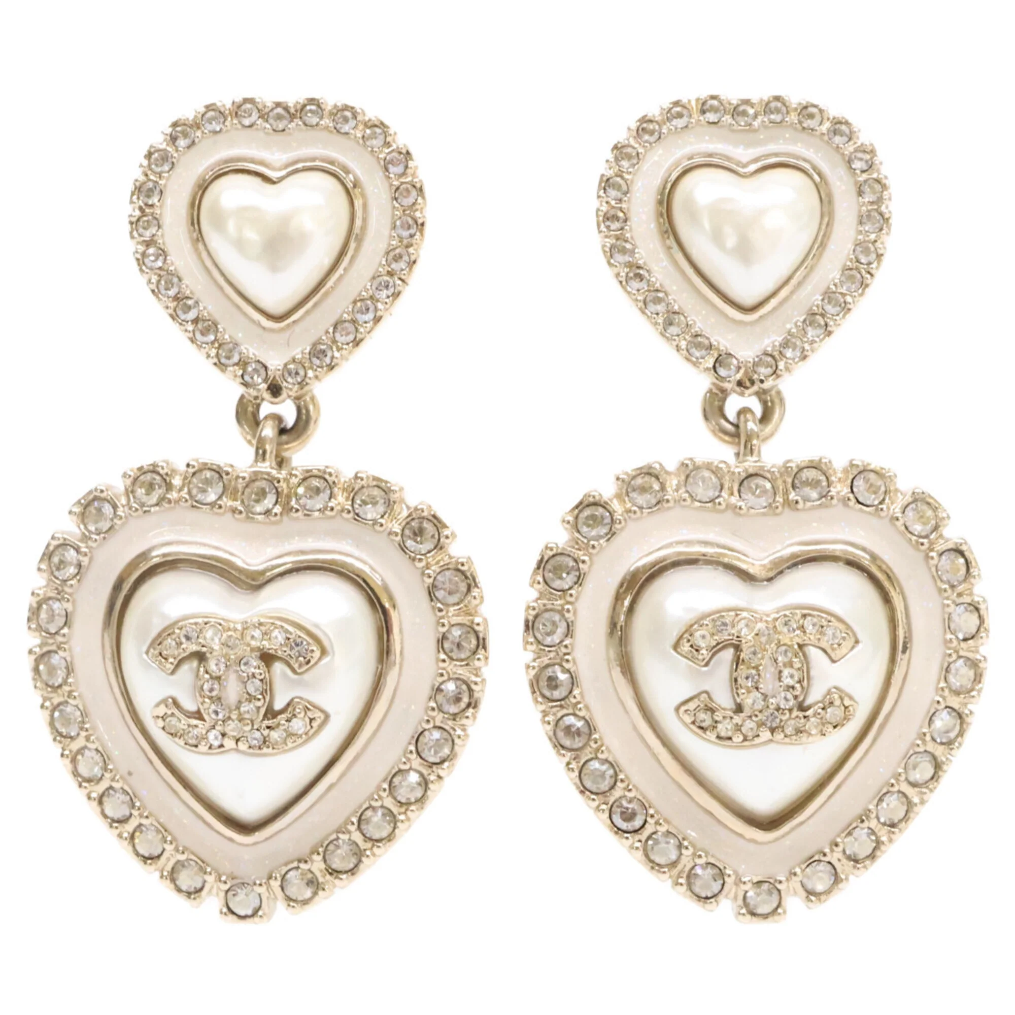 CC Logo Heart Earrings Metal Gold-Tone Metal