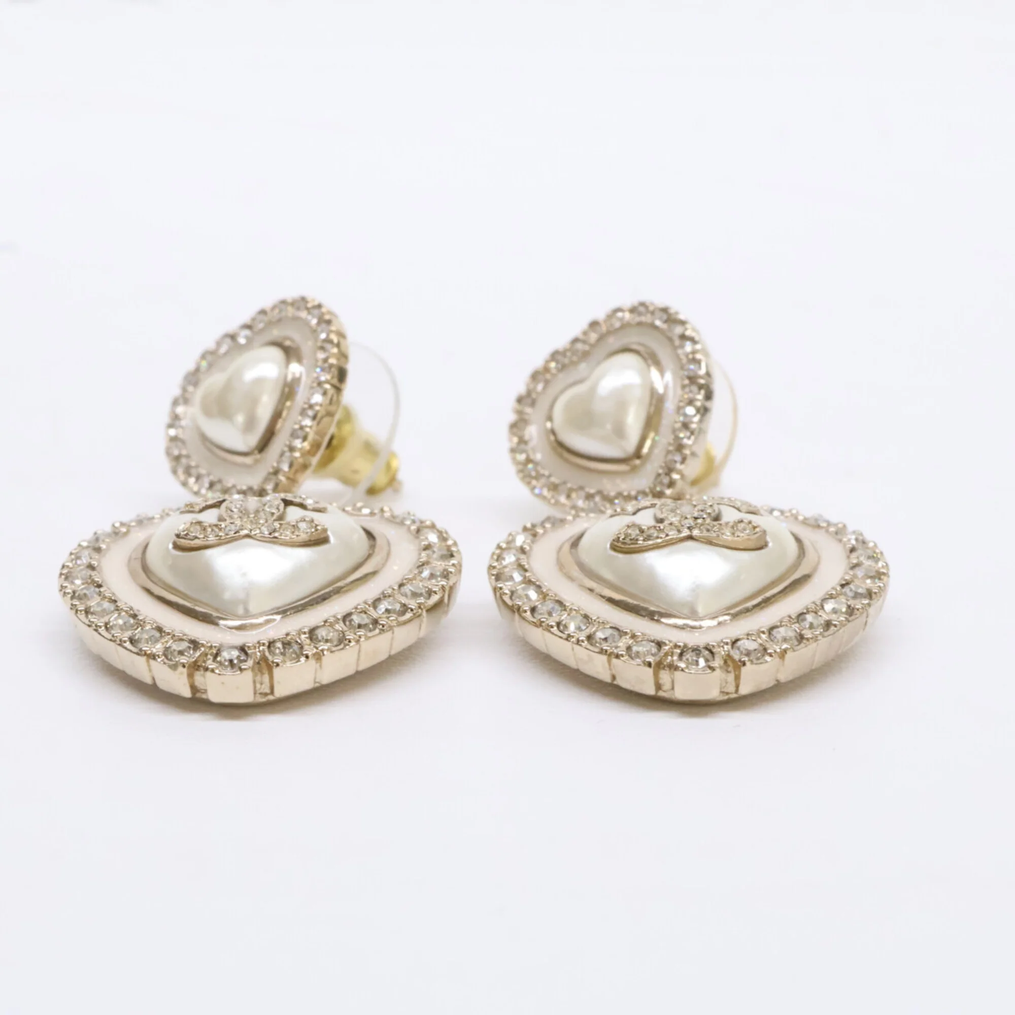 CC Logo Heart Earrings Metal Gold-Tone Metal - Image 3