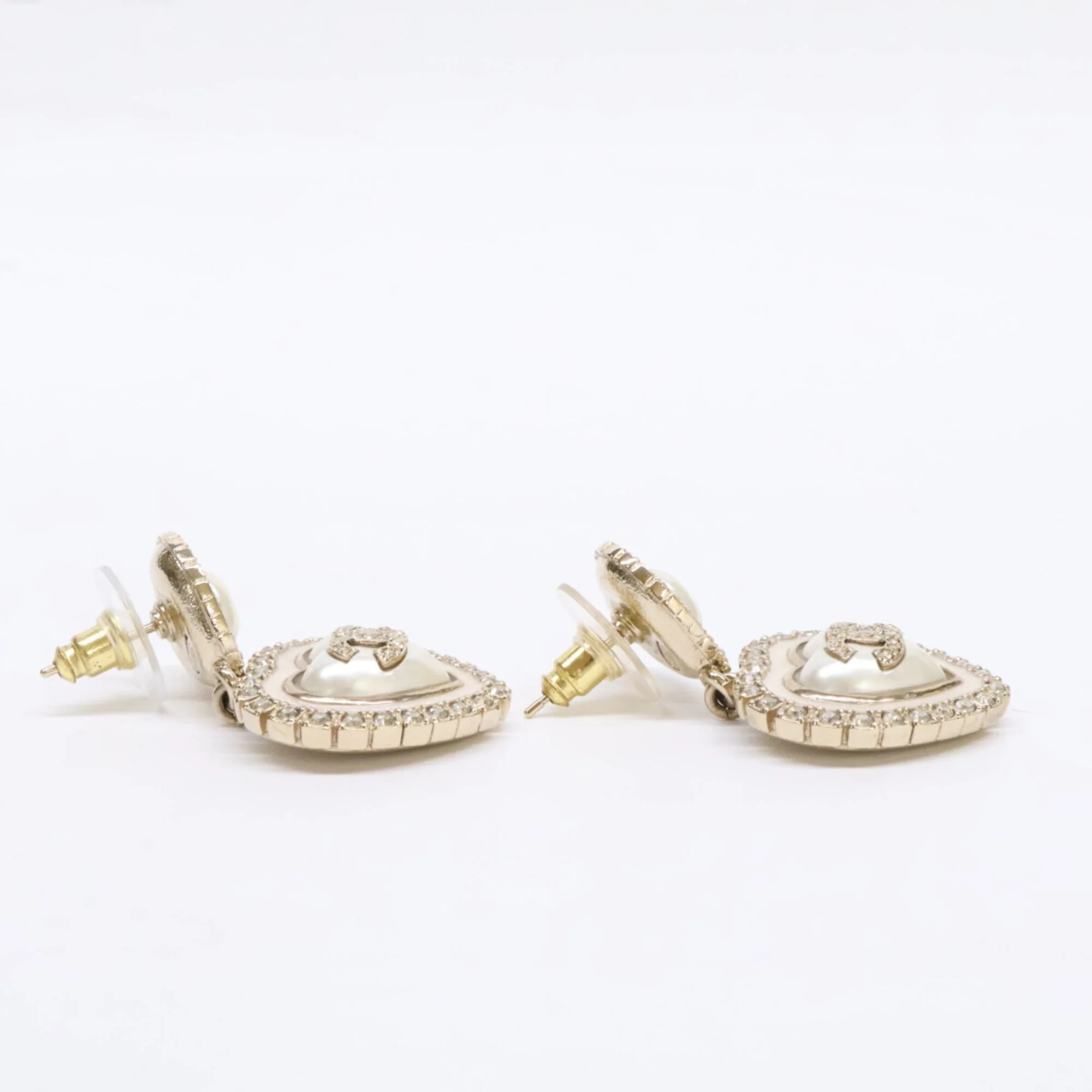 CC Logo Heart Earrings Metal Gold-Tone Metal - Image 4