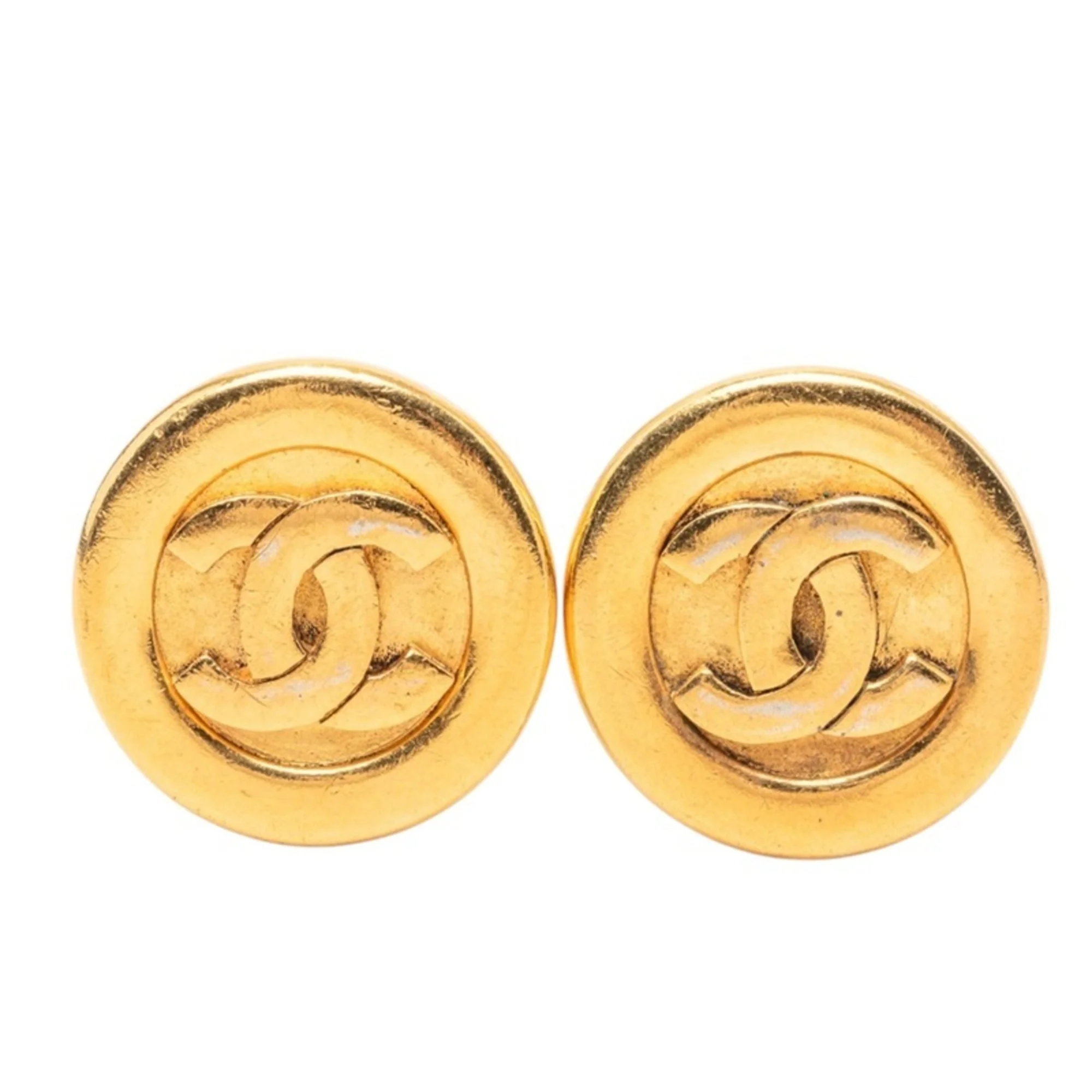 CC Logo Round Clip-On Earrings Metal Gold-Tone Metal