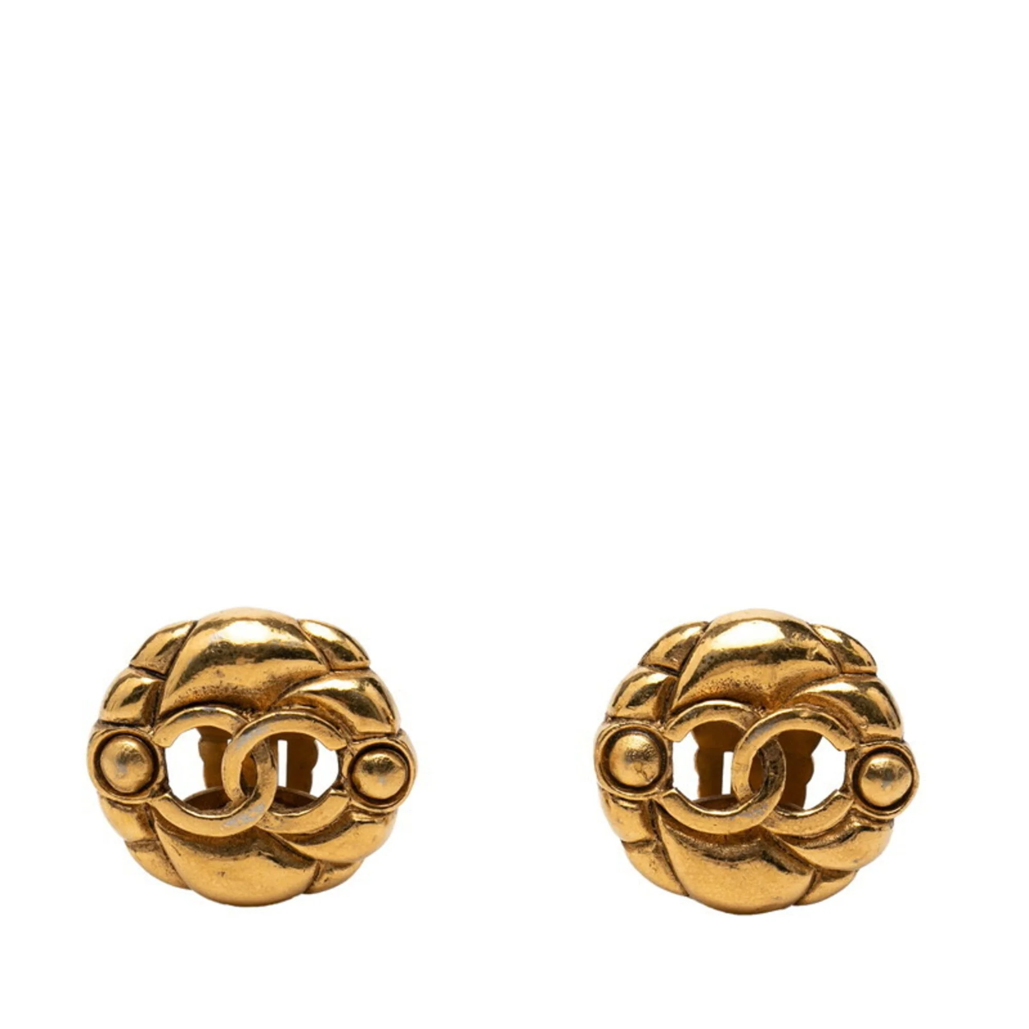 CC Logo Round Clip-On Earrings Metal Gold-Tone Metal