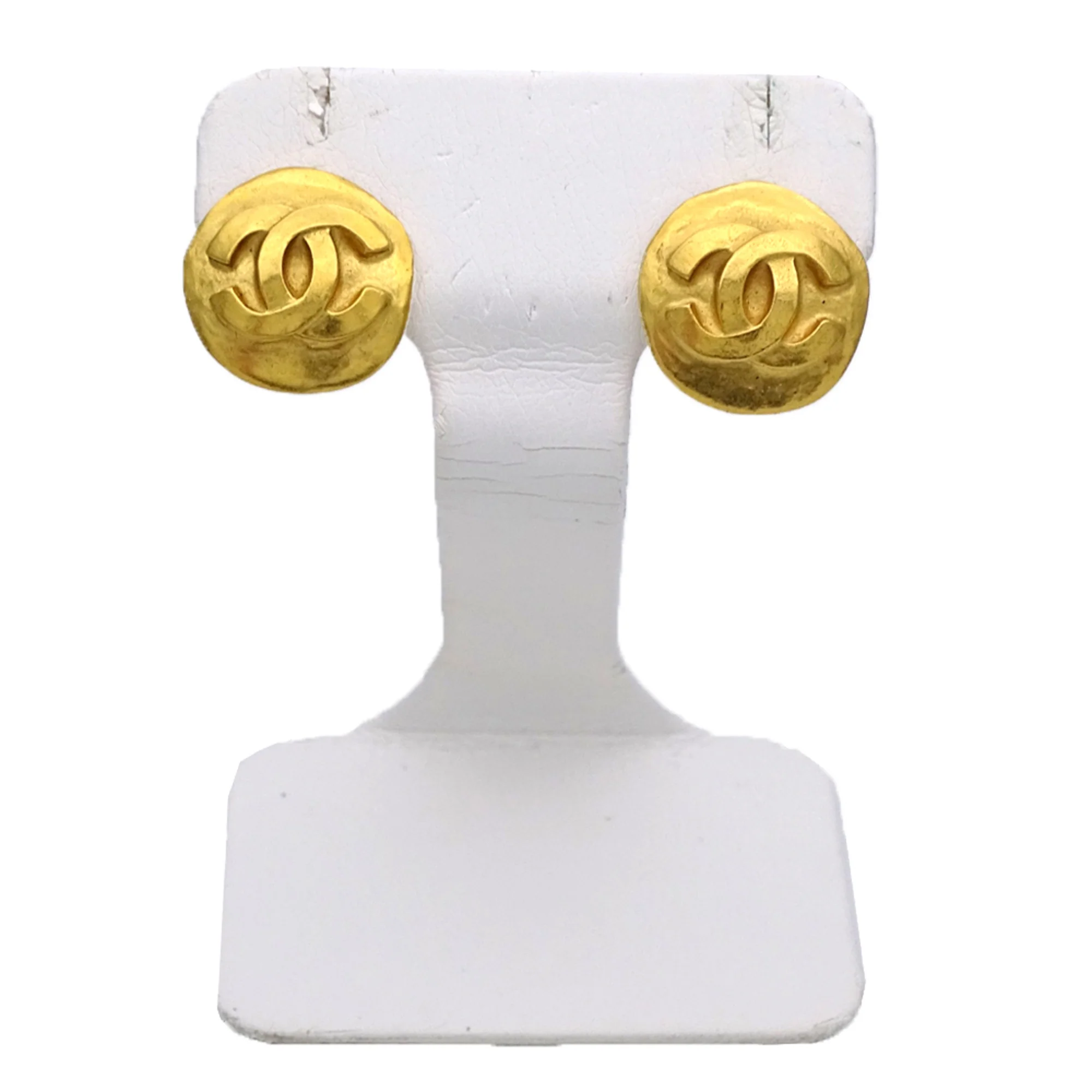 CC Logo Round Clip-On Earrings Metal Gold-Tone Metal - Image 2