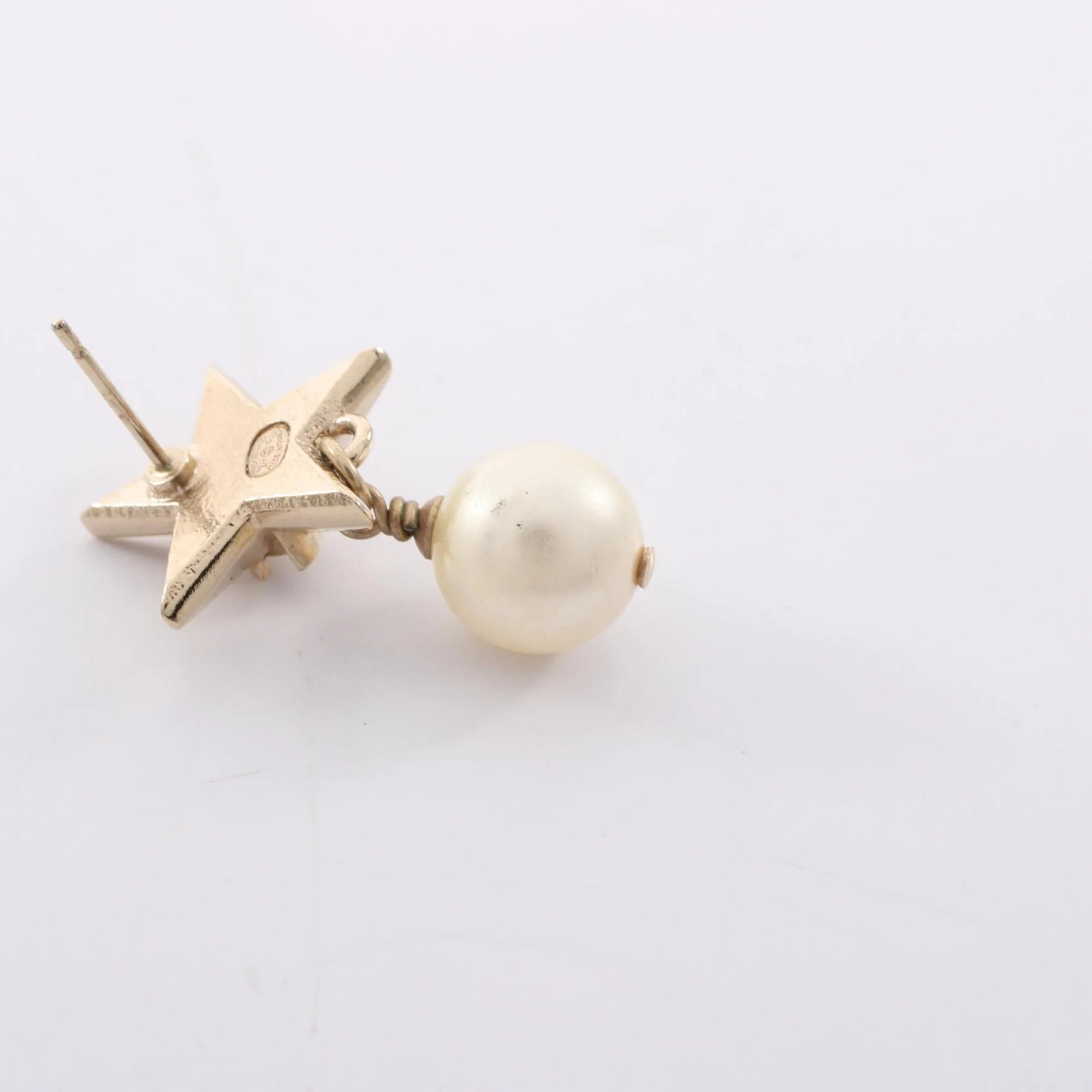 CC Logo Star Earrings Metal Gold-Tone Metal - Image 5