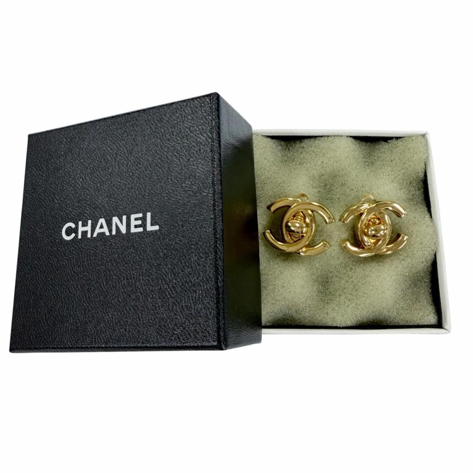 CC Logo Turnlock Clip-On Earrings Metal Gold-Tone Metal - Image 2