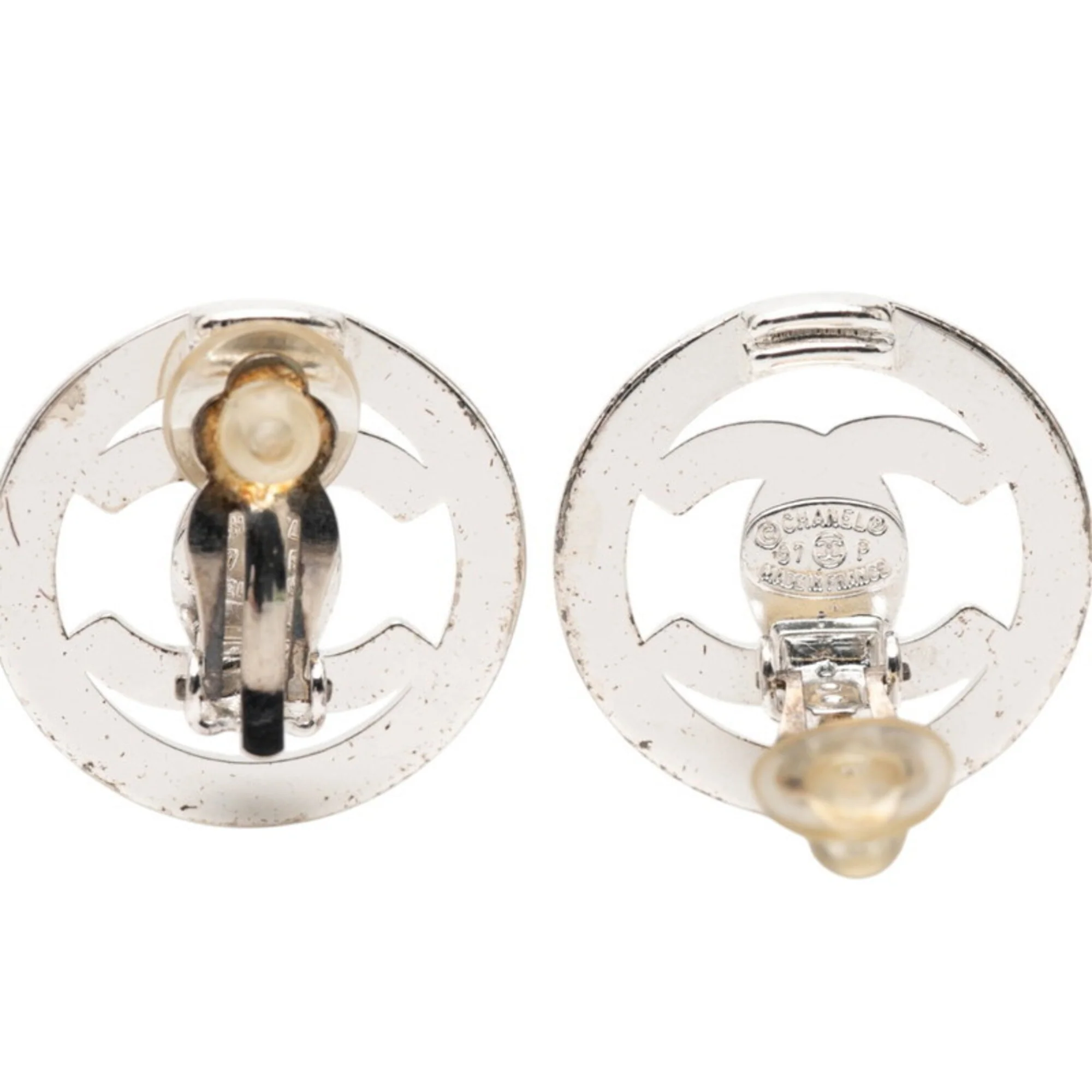 CC Logo Turnlock Clip-On Earrings Silver-Tone Metal Silver-Tone Metal - Image 3