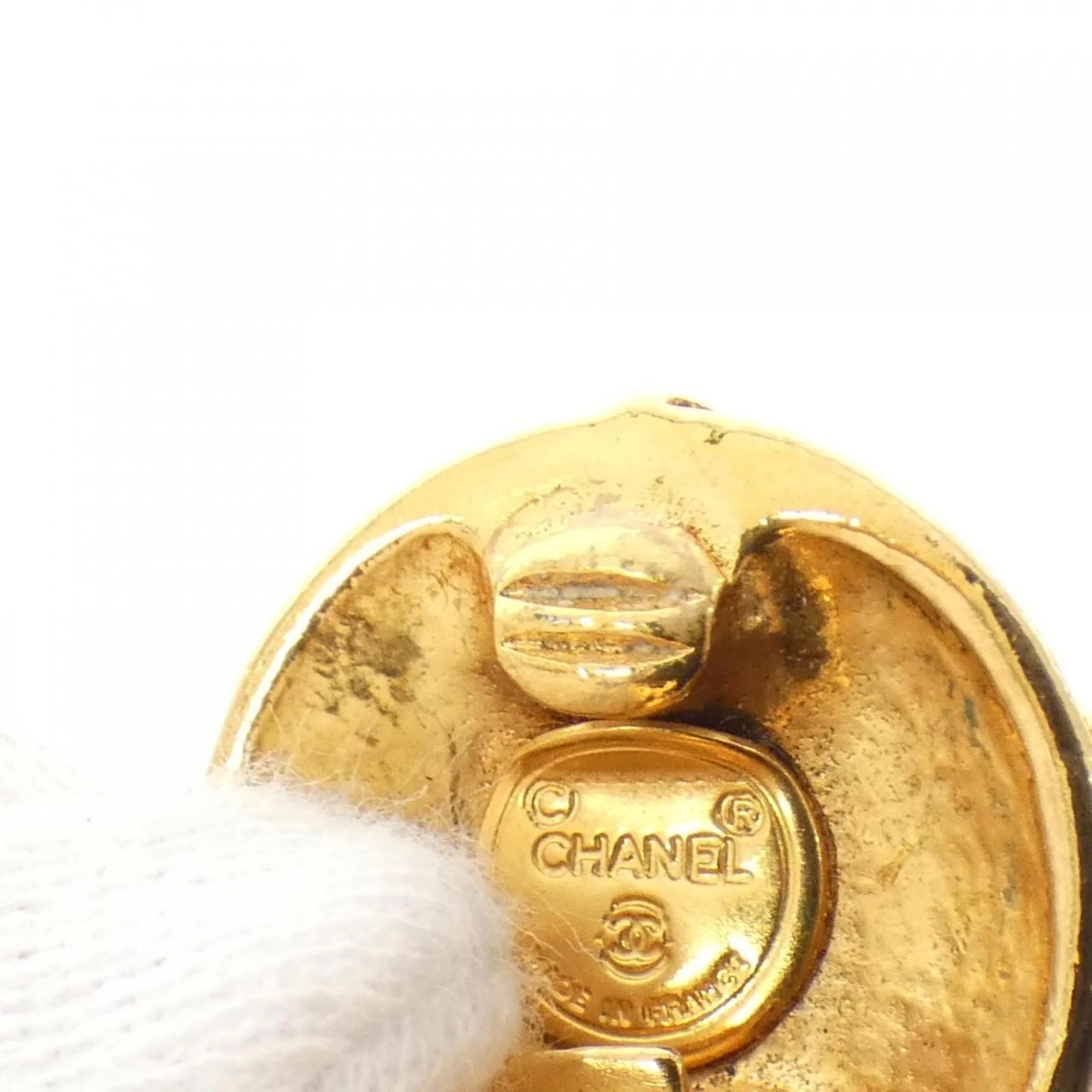 Clip-On Earrings Clip-On Gold-Tone Metal - Image 7