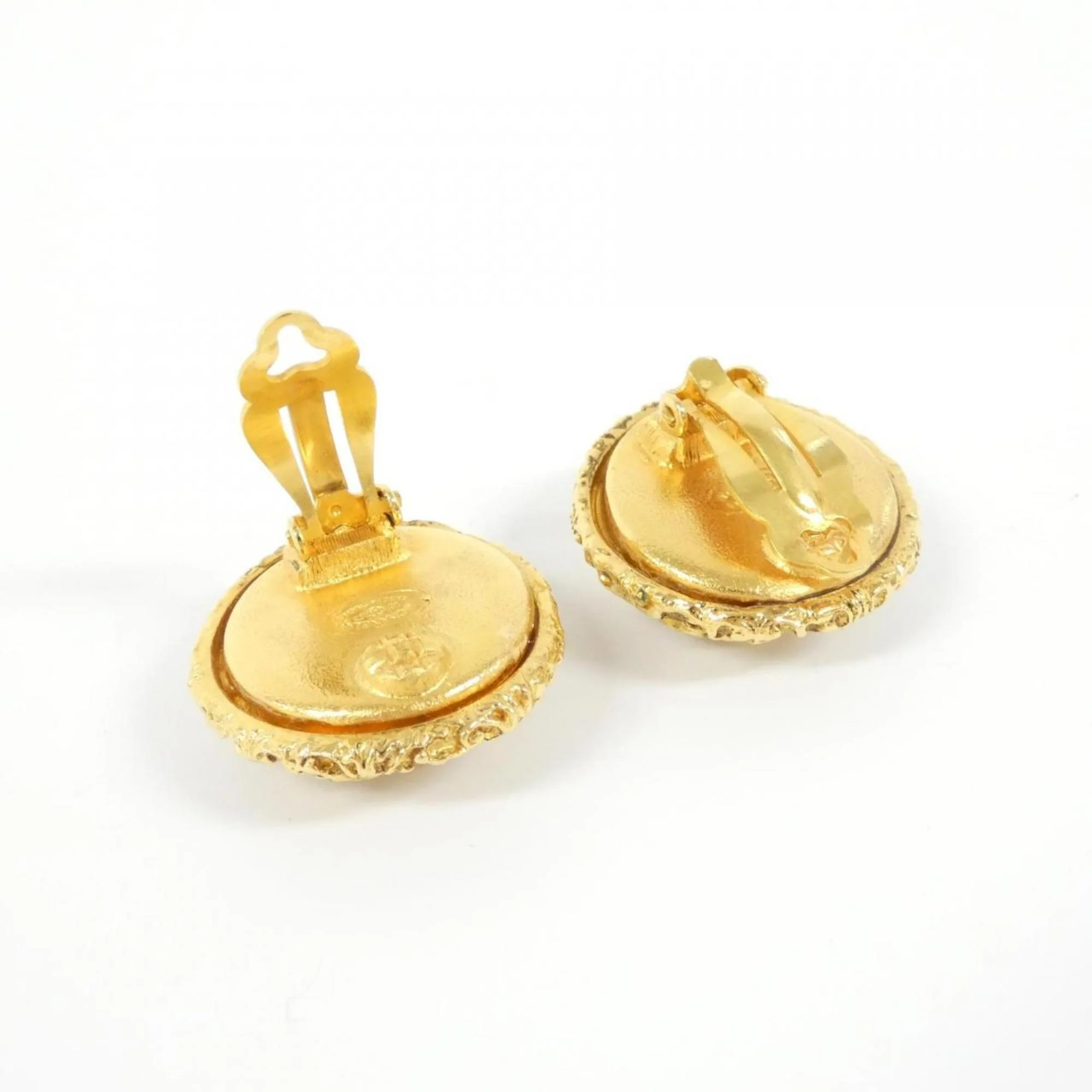 Clip-On Earrings Clip-On Gold-Tone Metal - Image 3