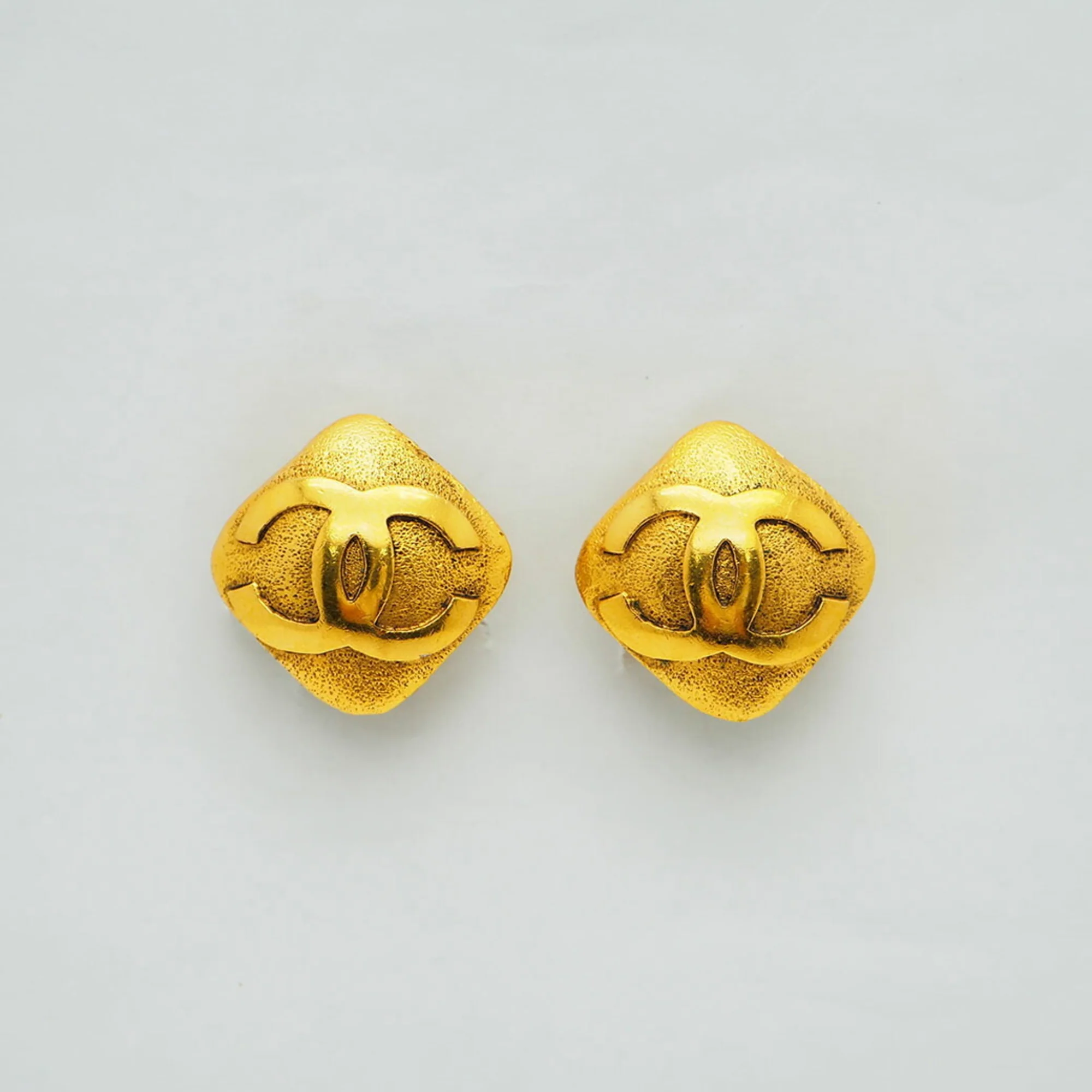 Clip-On Earrings Clip-On Gold-Tone Metal