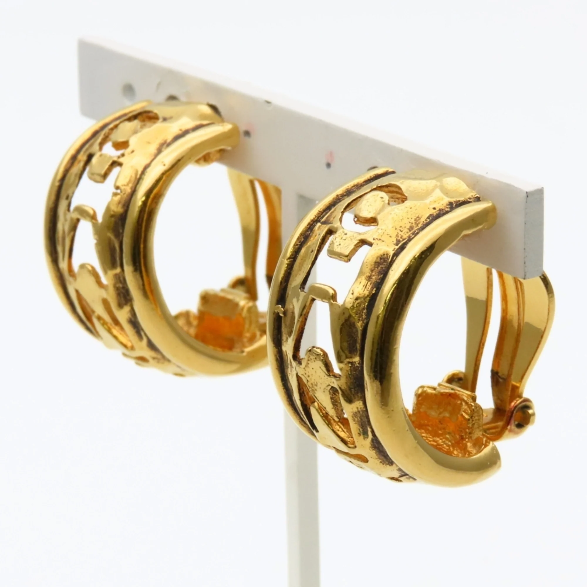 Clip-On Earrings Logo Hoop Gold-Tone Metal - Image 4