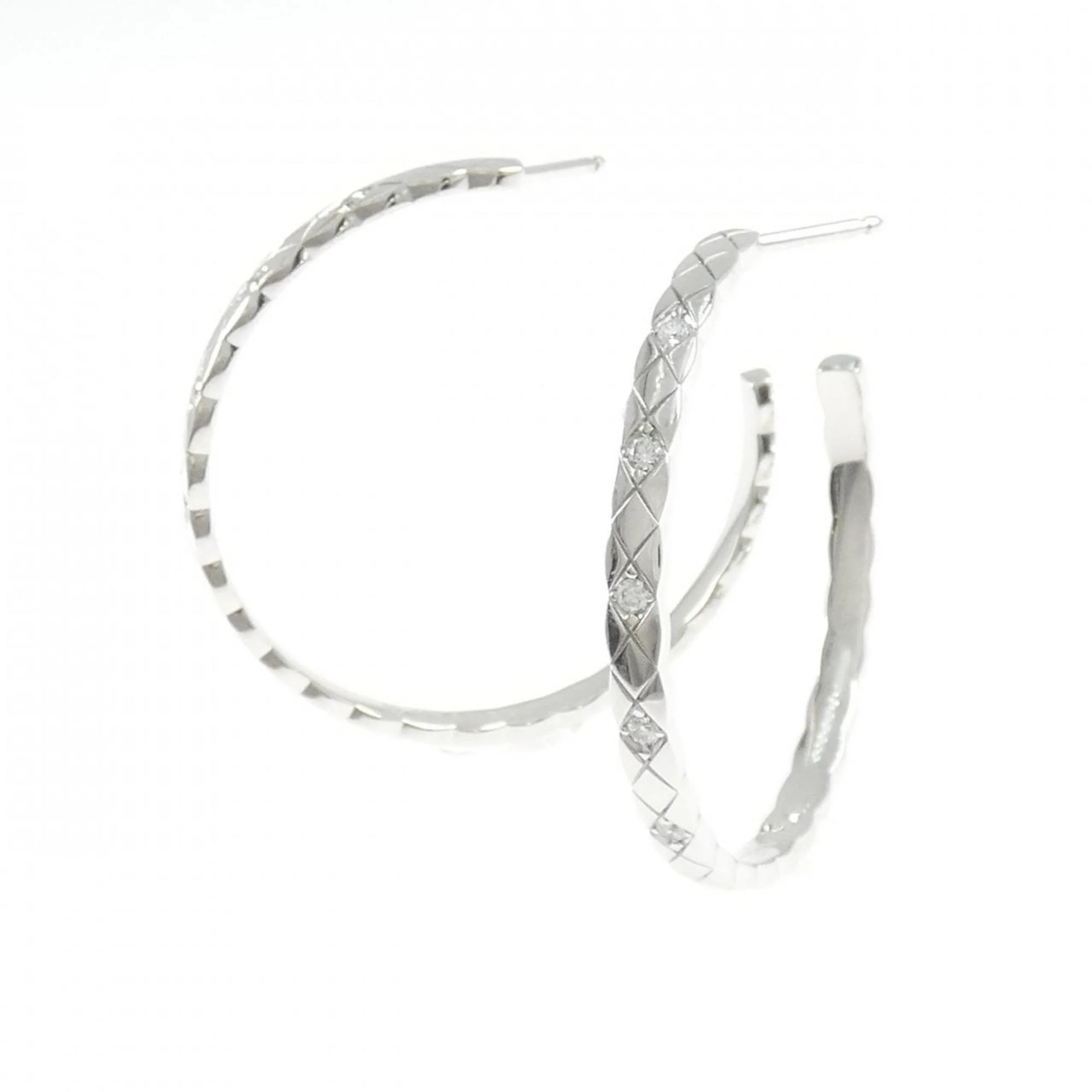 Coco Crush Earrings 18K White Gold with Diamond 18K White Gold - Image 2