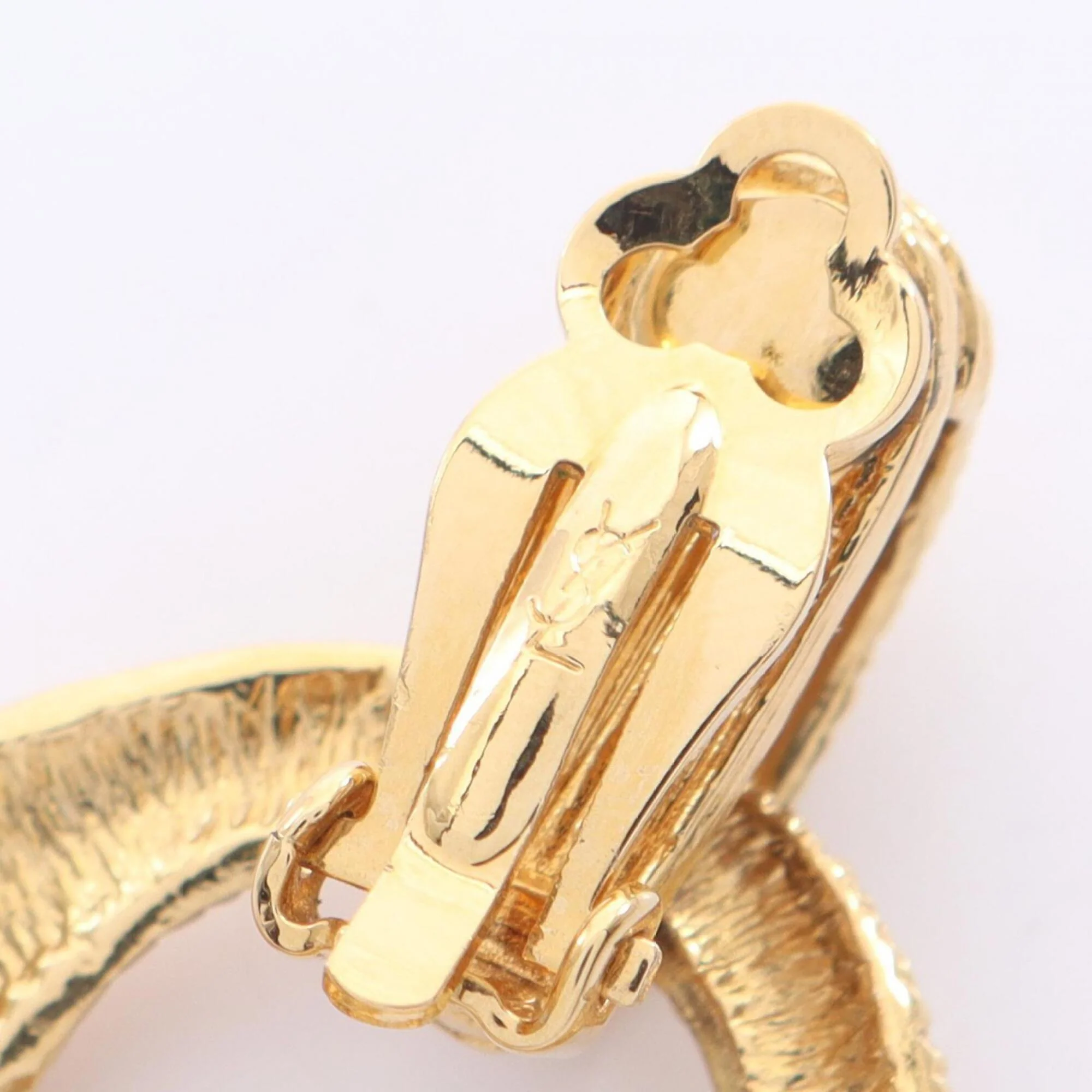 Clip-On Earrings Clip-On Gold-Tone Metal - Image 3