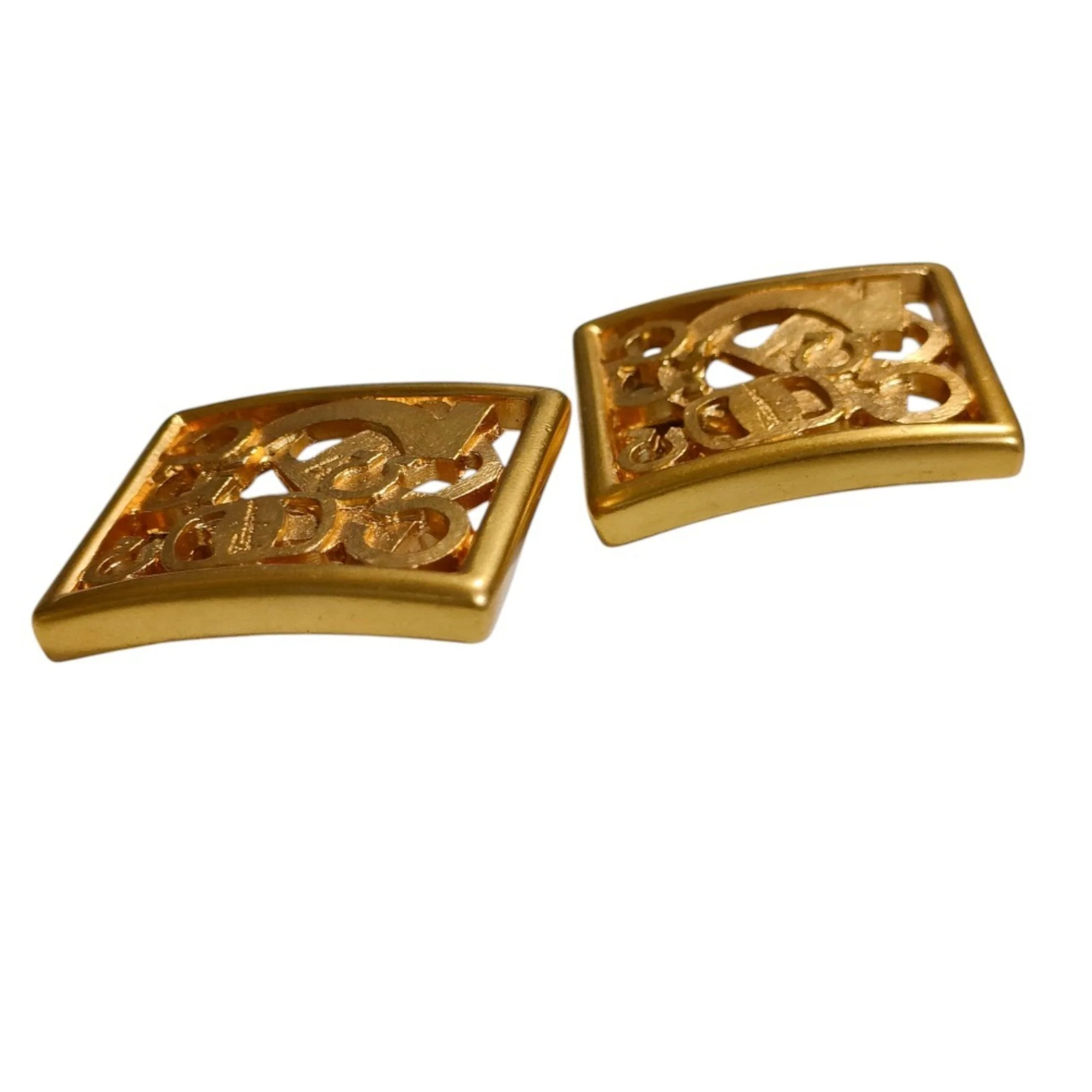 Vintage Clip-On Earrings Clip-On Gold-Tone Metal - Image 2