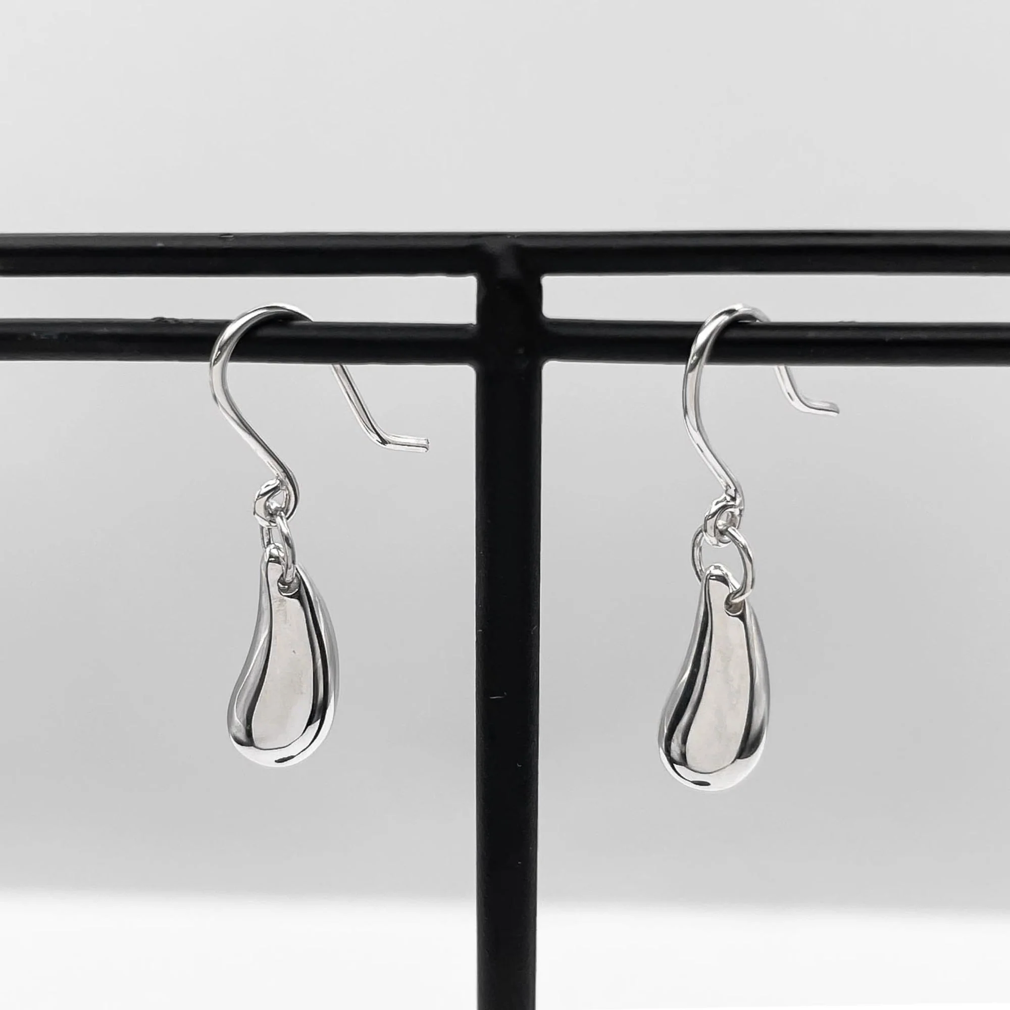 Elsa Peretti Earrings Sterling Silver 12mm Sterling Silver - Image 7