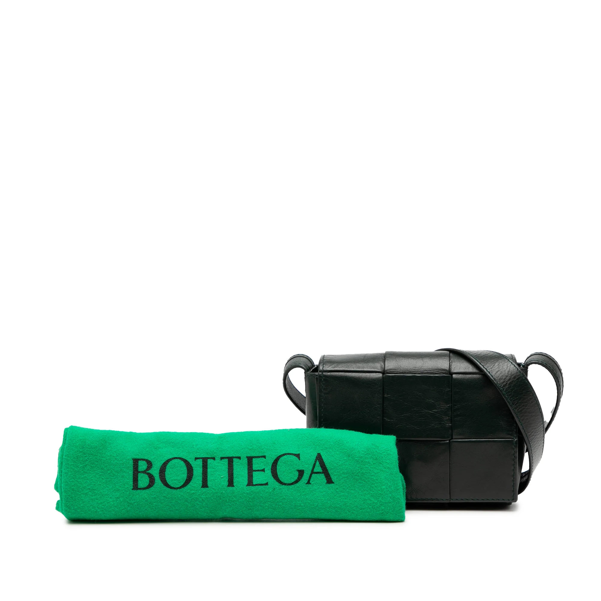 Cassette Crossbody Bag Maxi Intrecciato Leather - Image 8