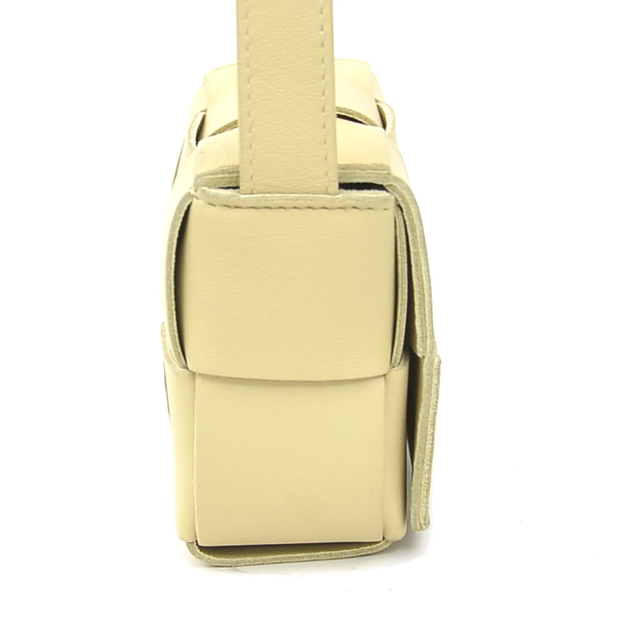 Cassette Crossbody Bag Maxi Intrecciato Leather - Image 2