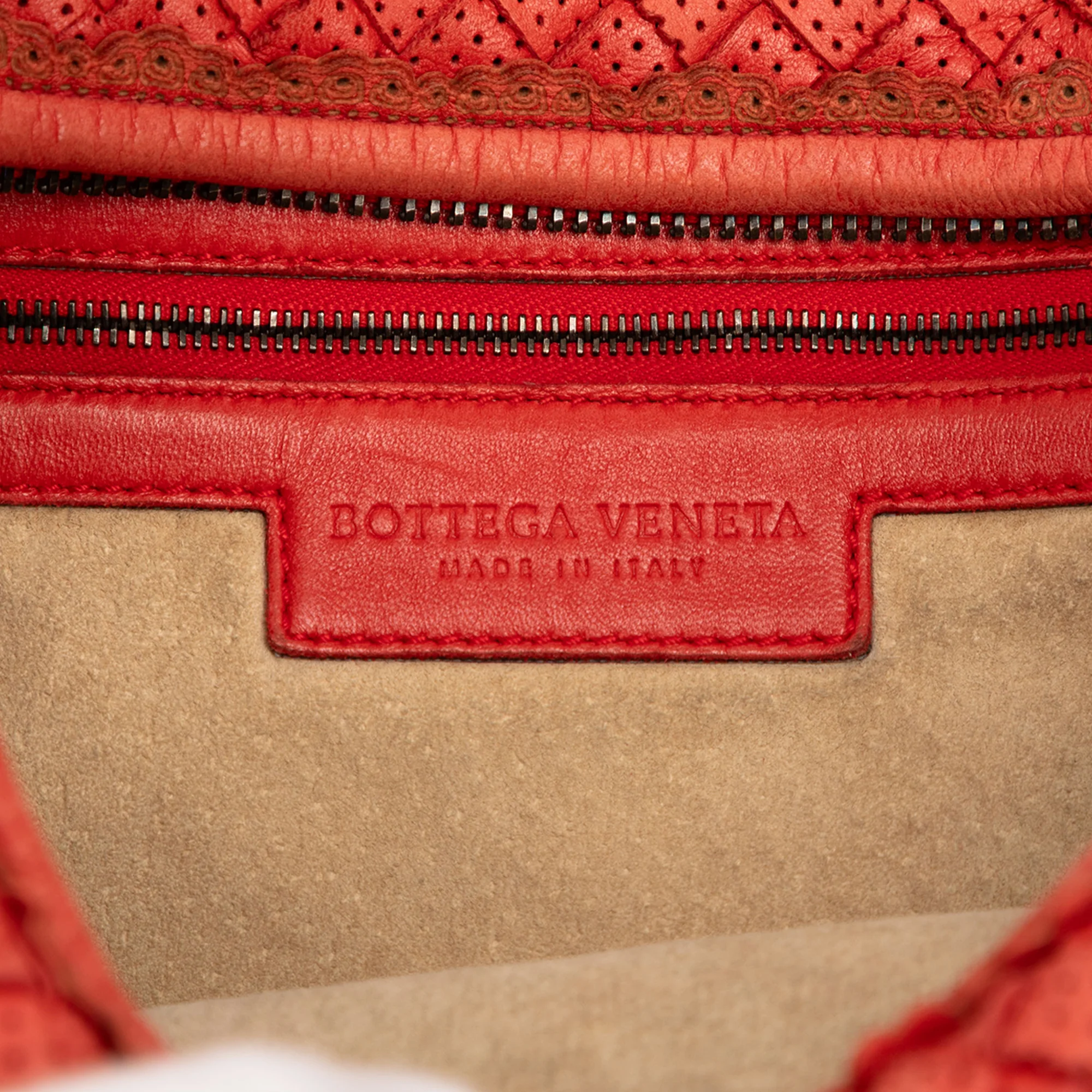 Veneta Hobo Intrecciato Nappa Medium - Image 5