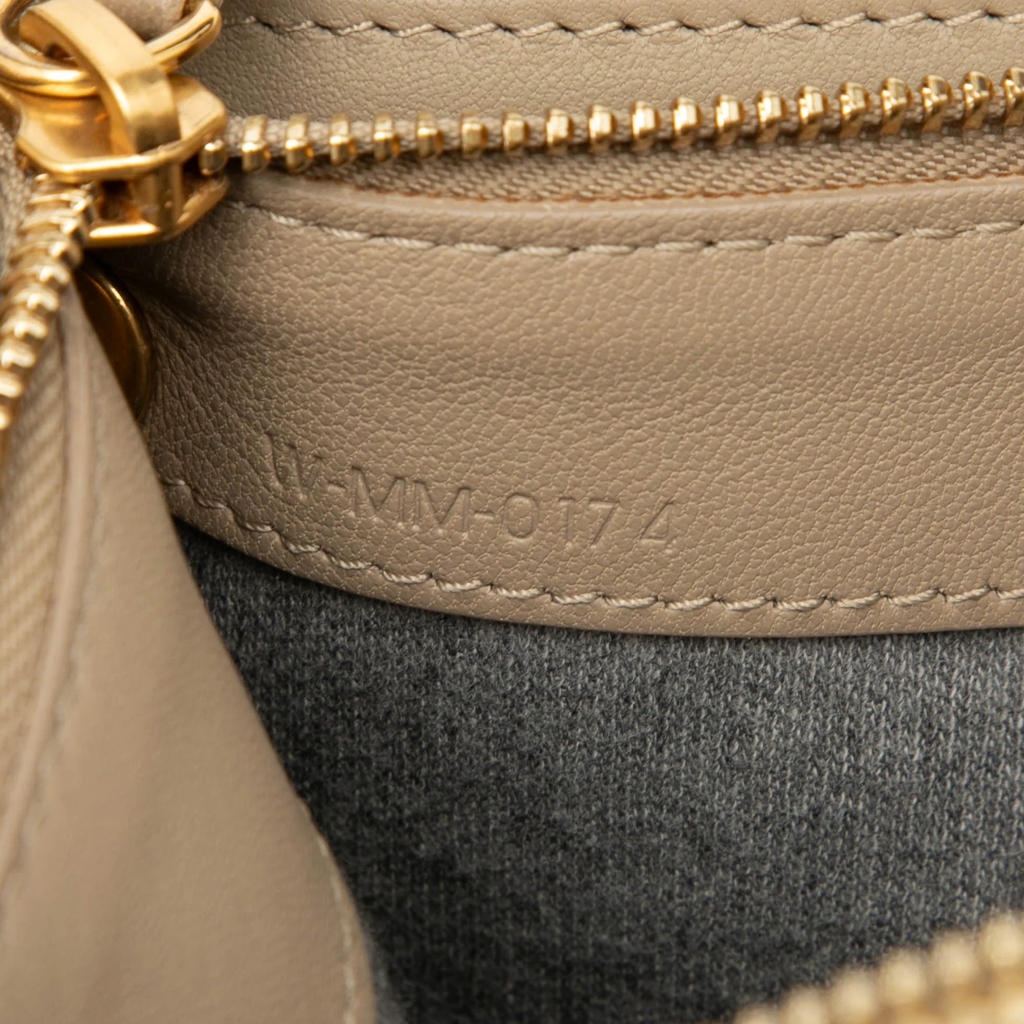 Trio Crossbody Bag Leather Large - Image 6