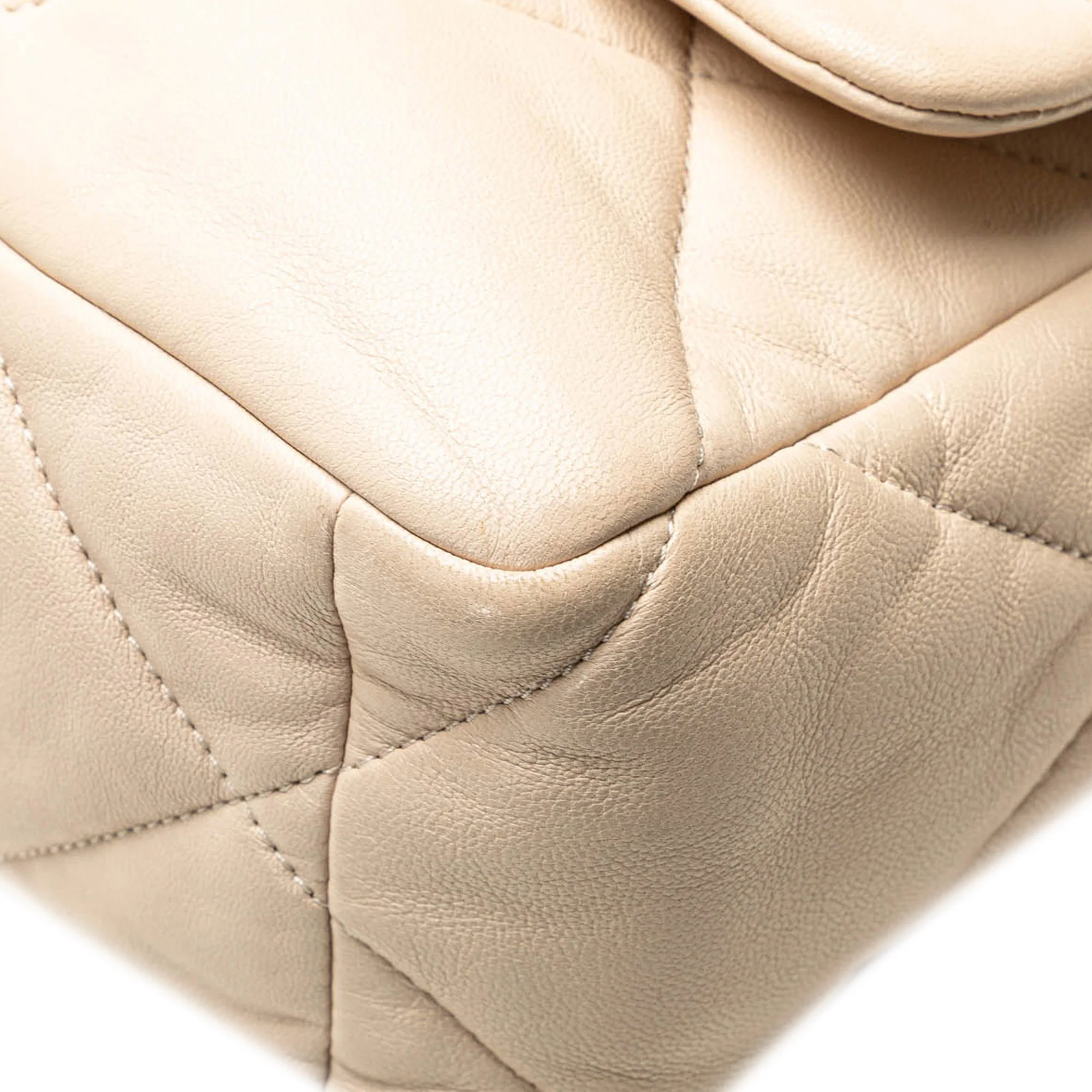 19 Flap Bag Quilted Leather Large - Image 9