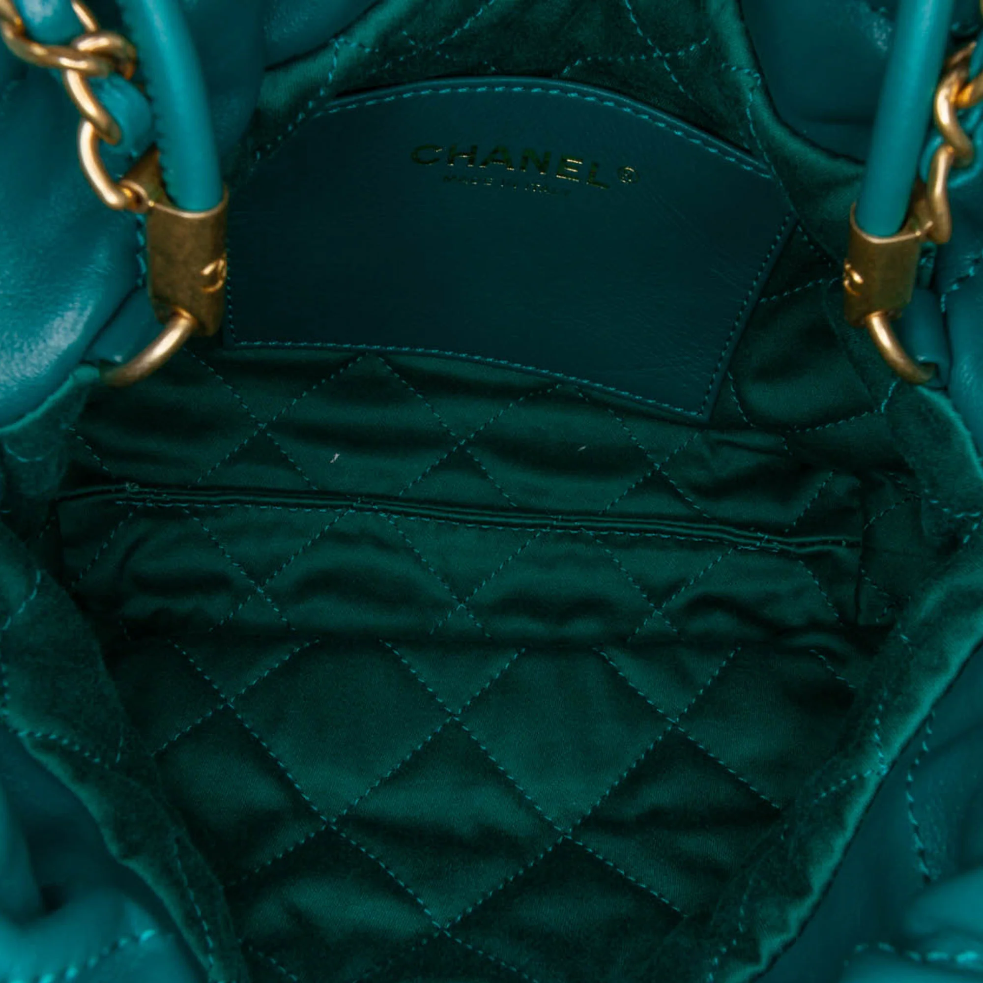 22 Chain Hobo Quilted Calfskin Mini - Image 4