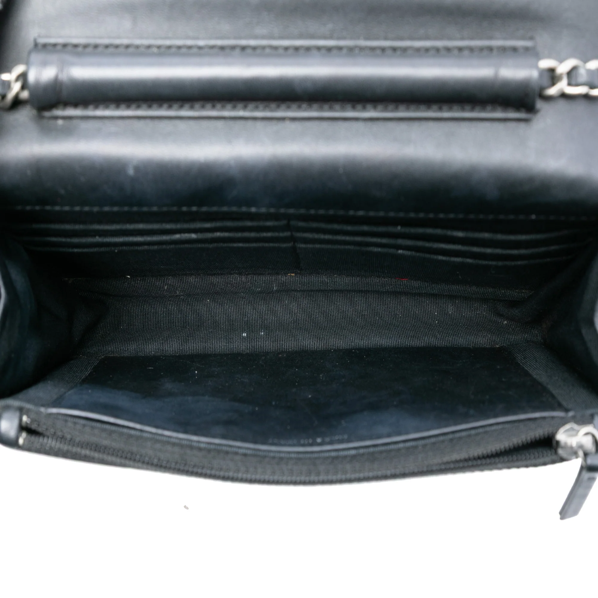 Brilliant Wallet on Chain Quilted Patent - Image 4