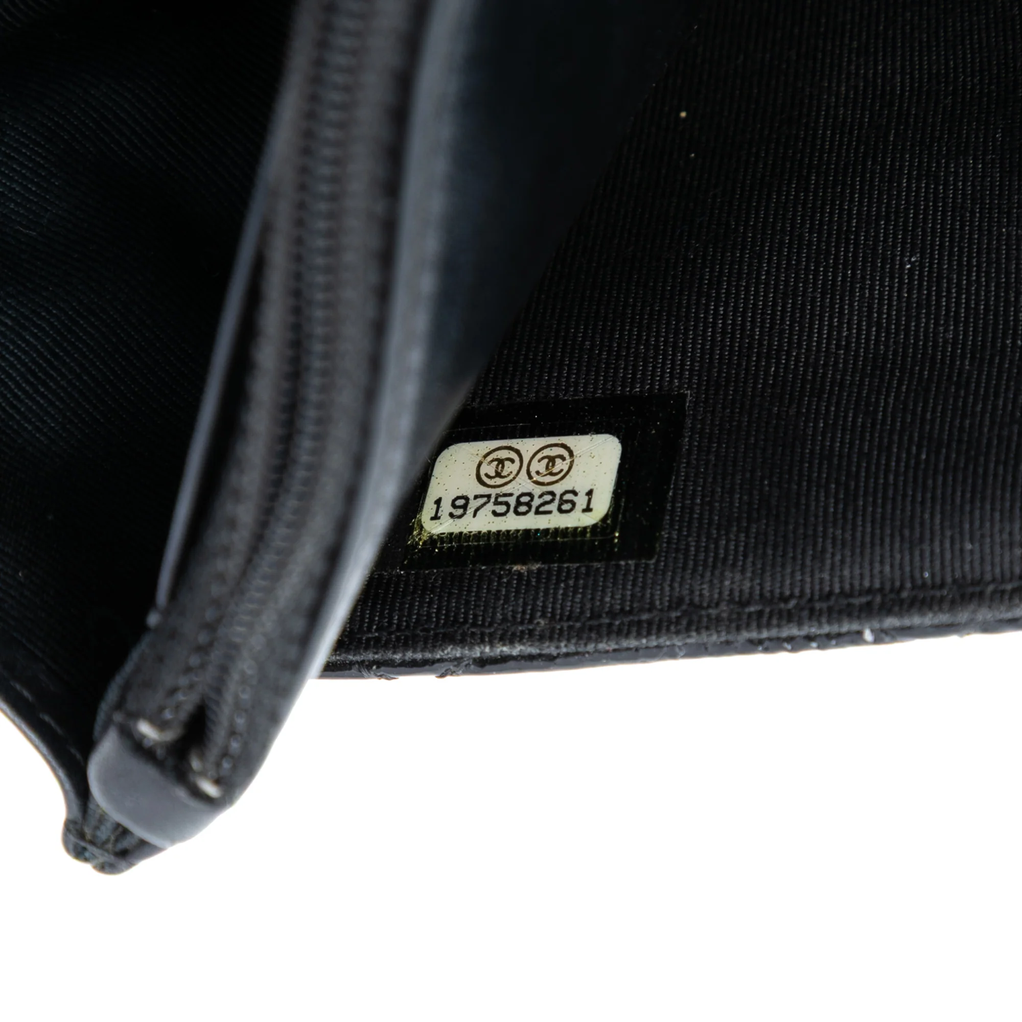 Brilliant Wallet on Chain Quilted Patent - Image 6