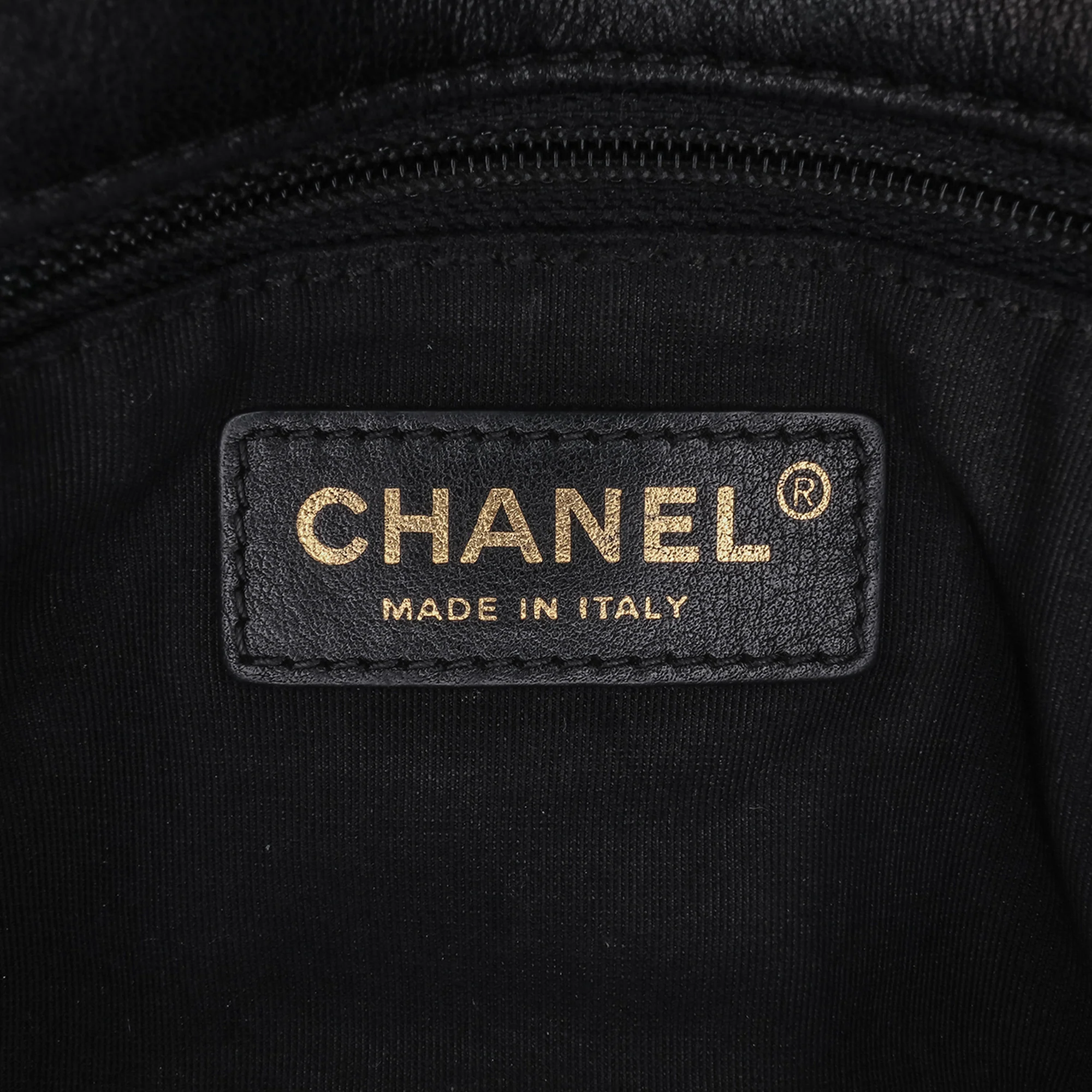 Chain Around CC Flap Bag Chevron Lambskin Mini - Image 5