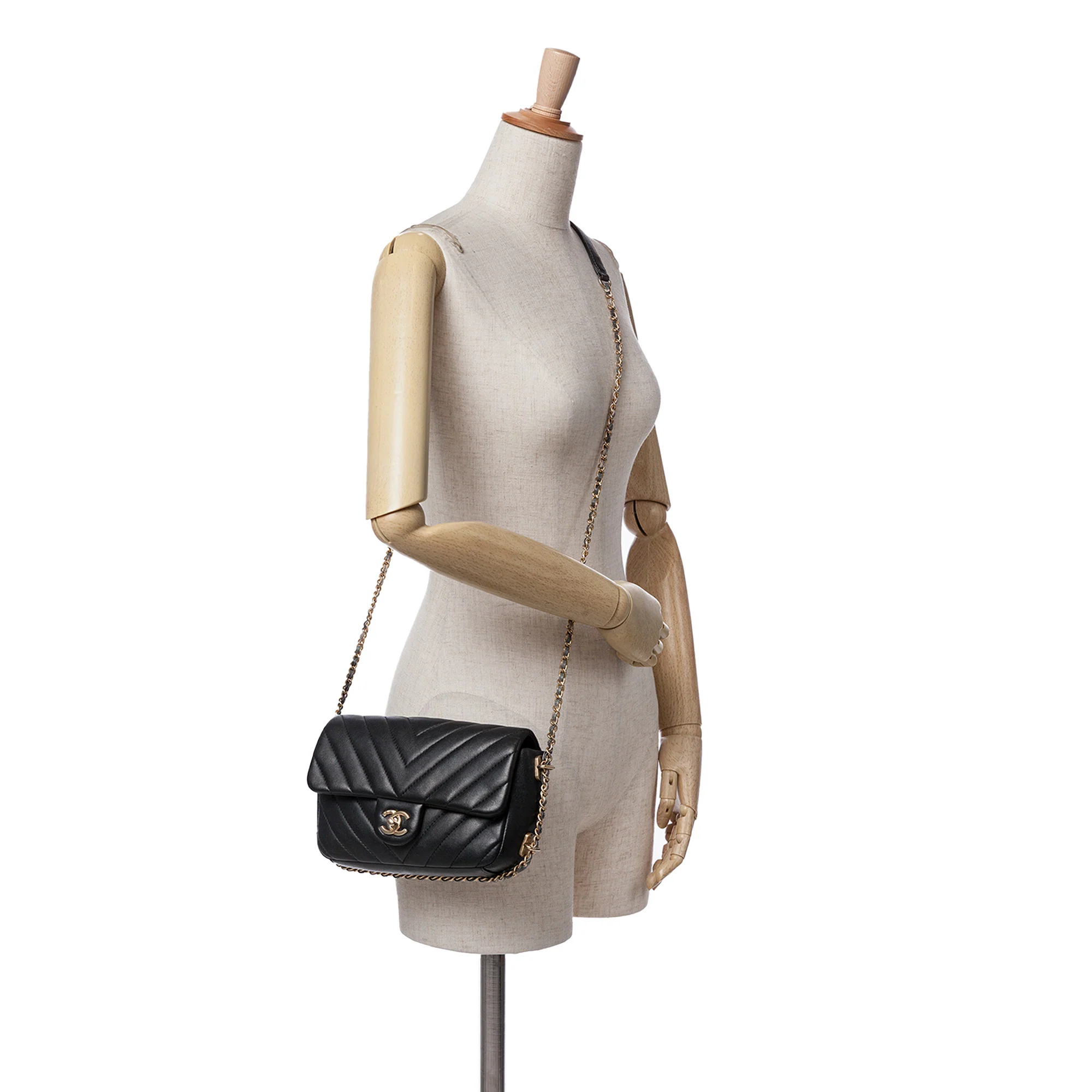 Chain Around CC Flap Bag Chevron Lambskin Mini - Image 9