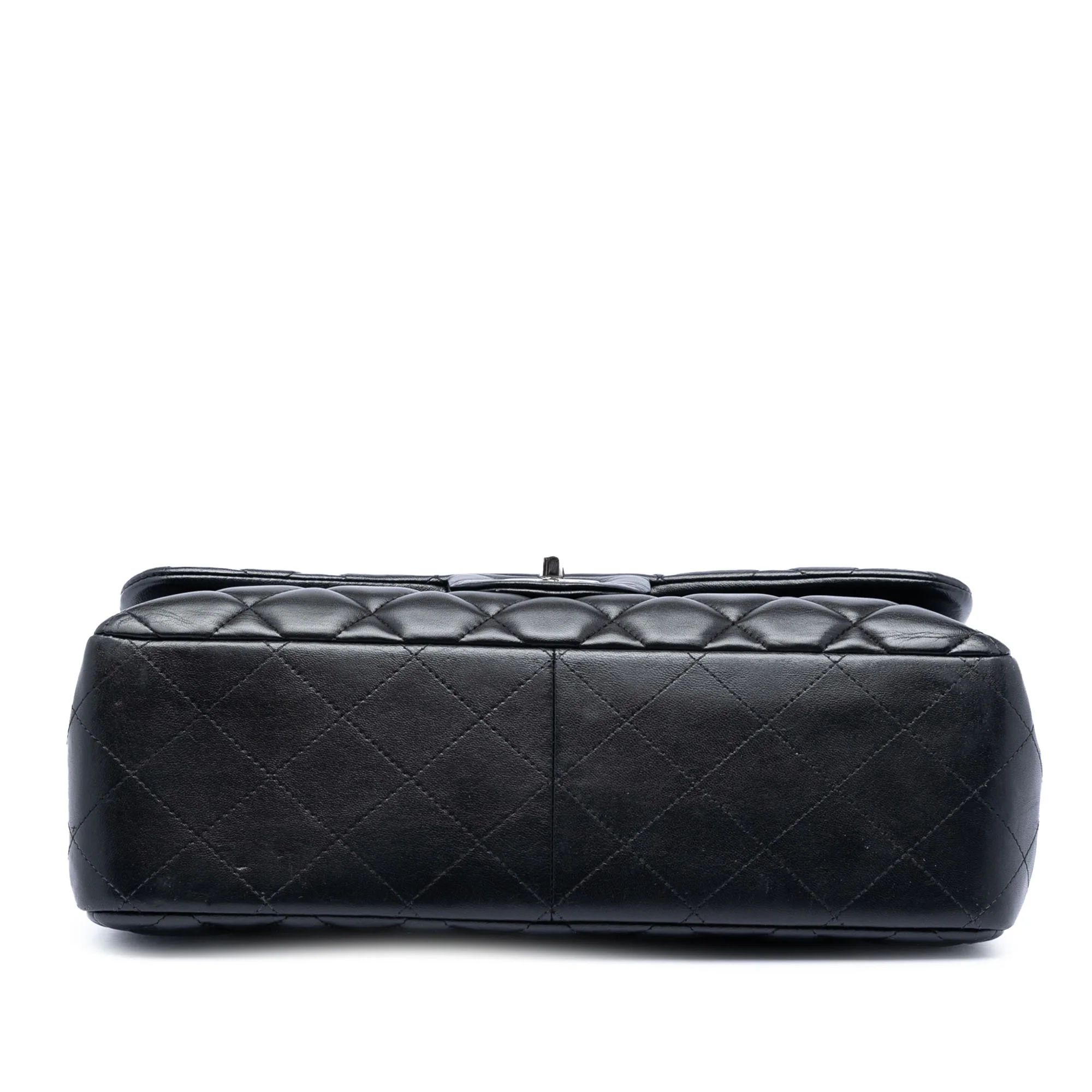 Classic Double Flap Bag Quilted Lambskin Jumbo - Image 3