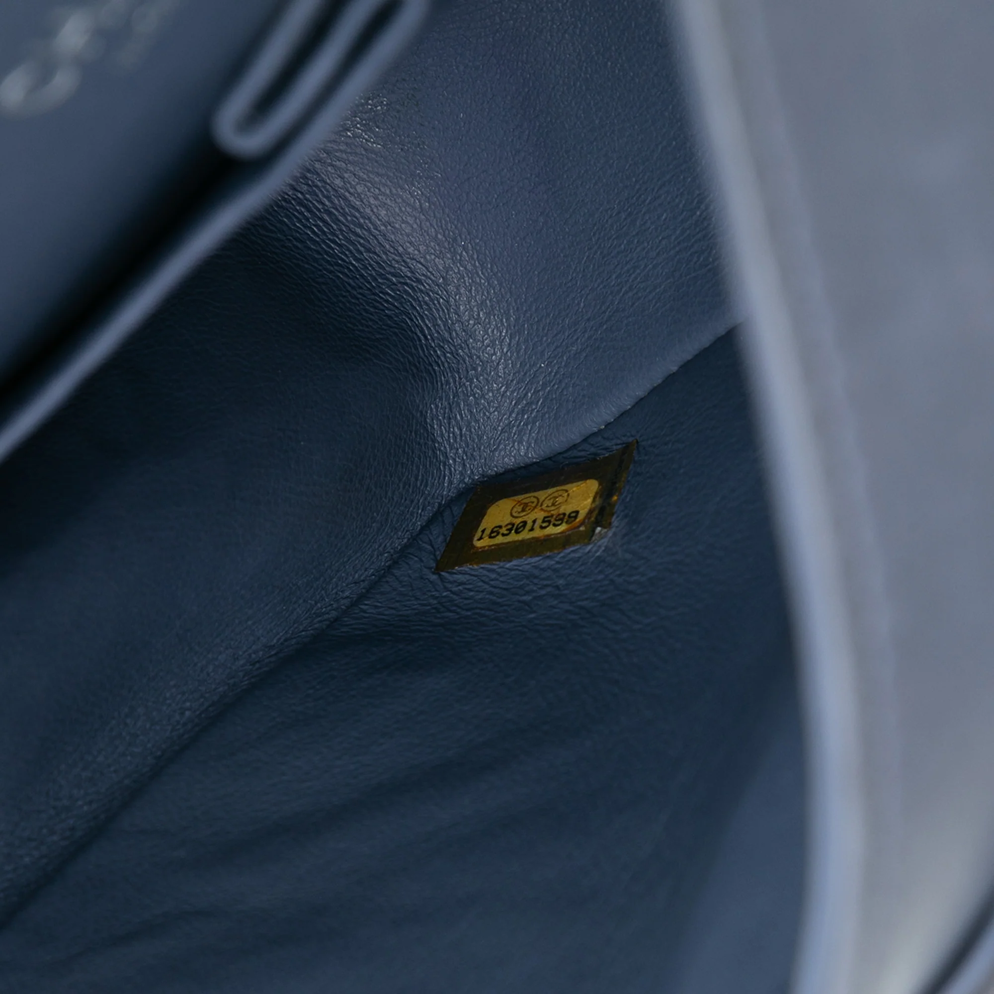 Classic Double Flap Bag Quilted Lambskin Medium - Image 6