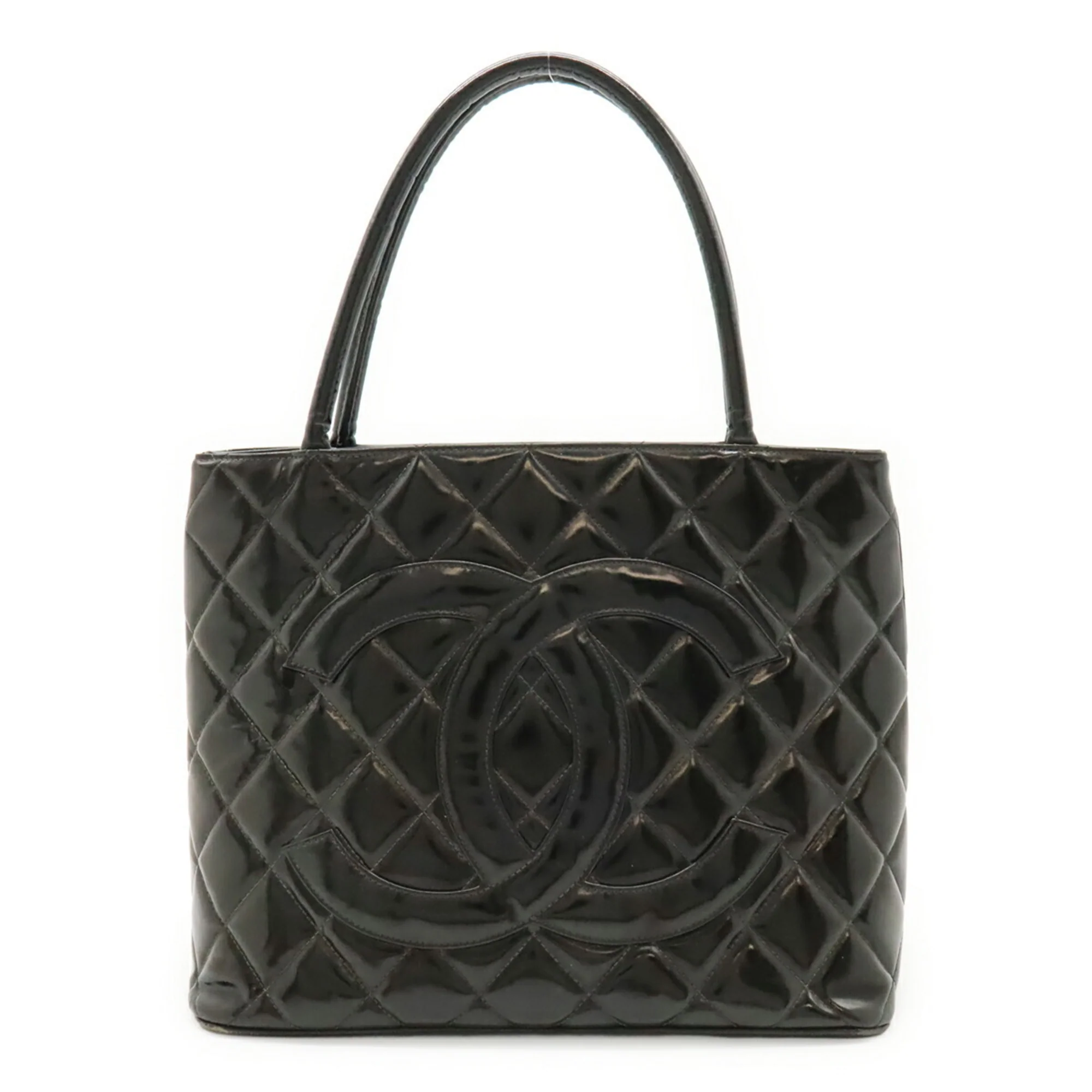 Medallion Tote Quilted Patent