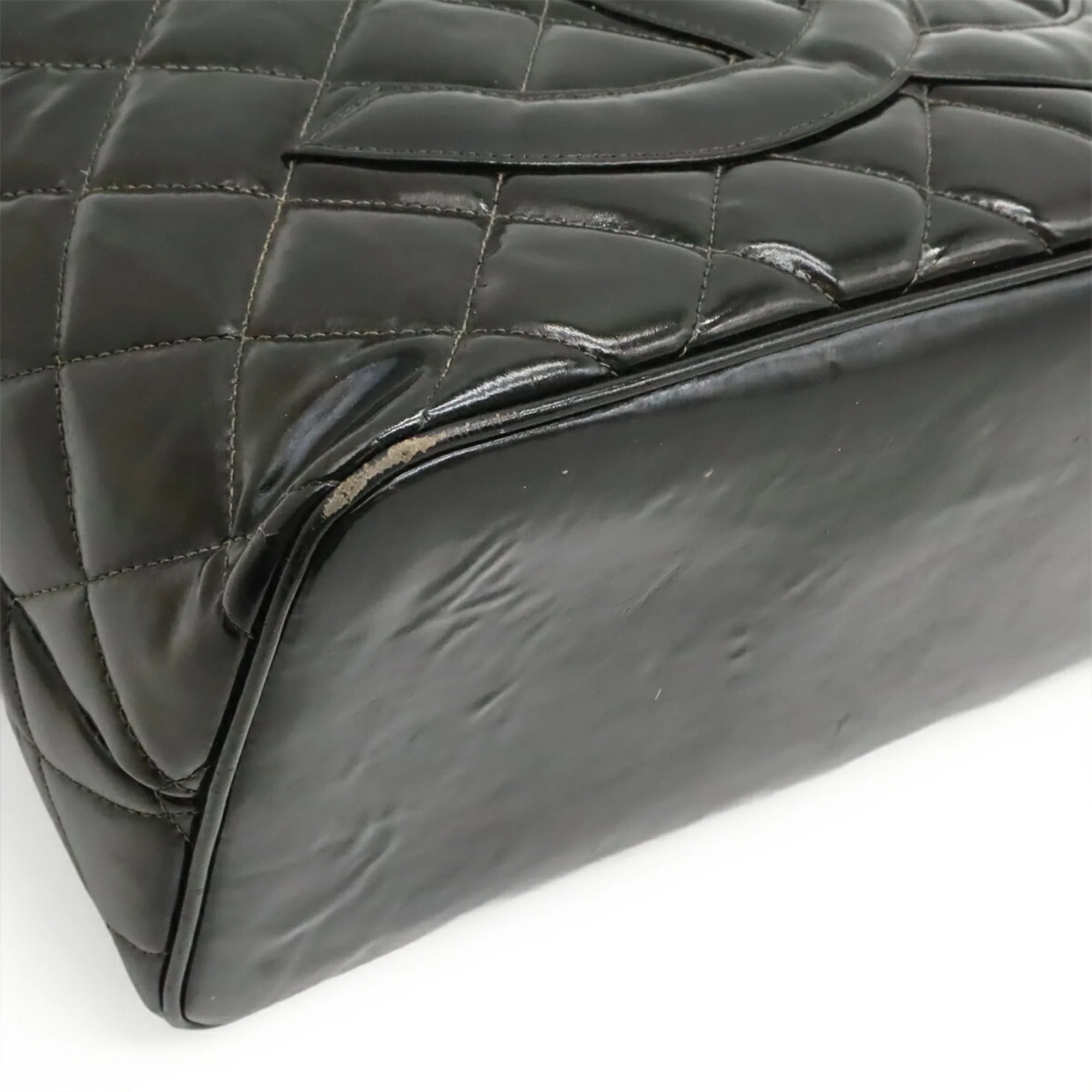 Medallion Tote Quilted Patent - Image 4
