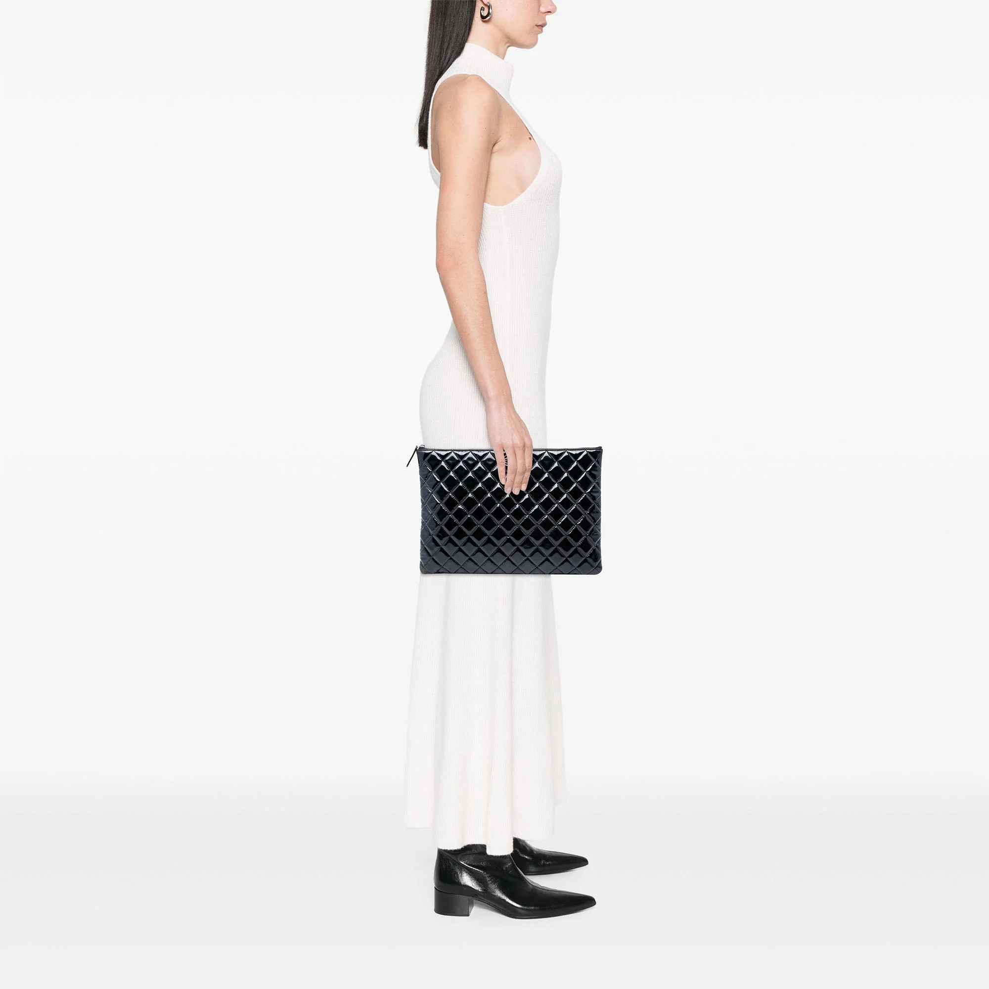 O Case Clutch Quilted Patent Large - Image 7