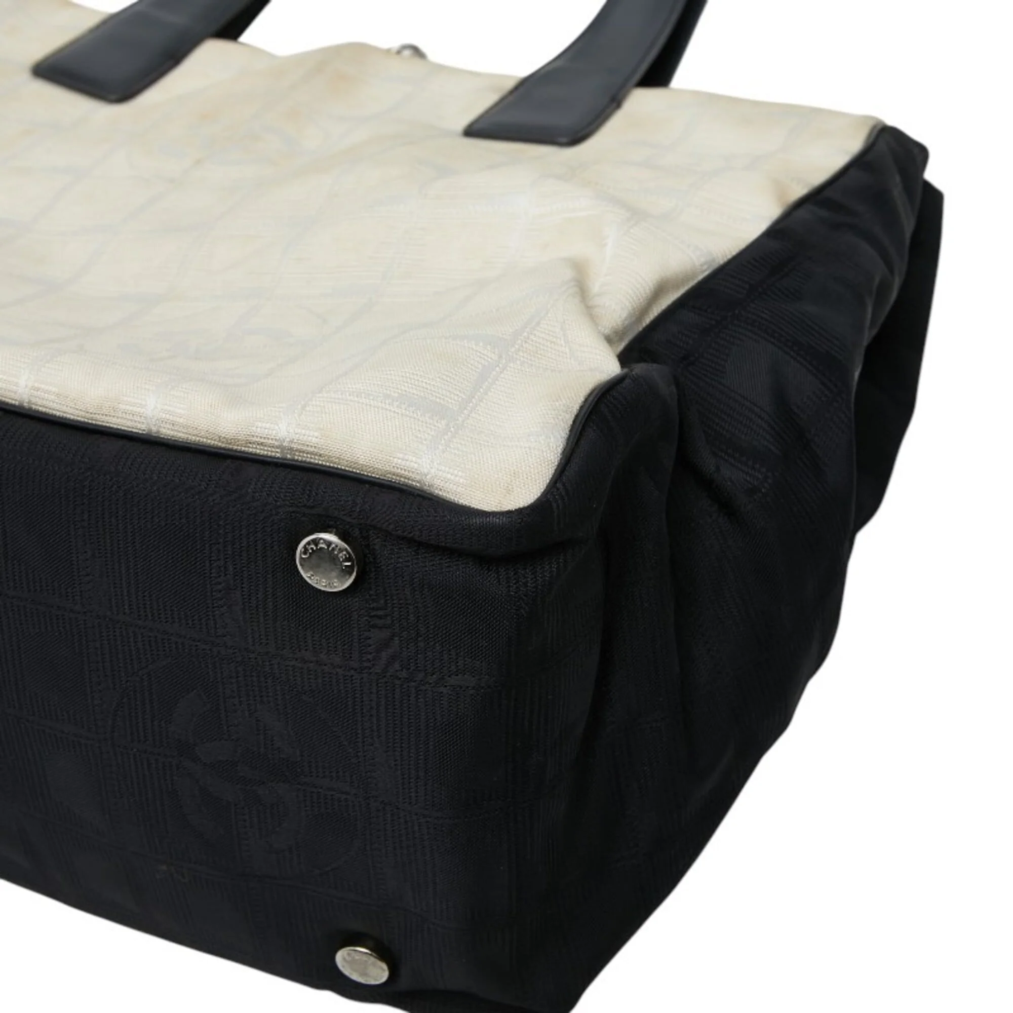 Travel Line Tote Nylon Medium - Image 5