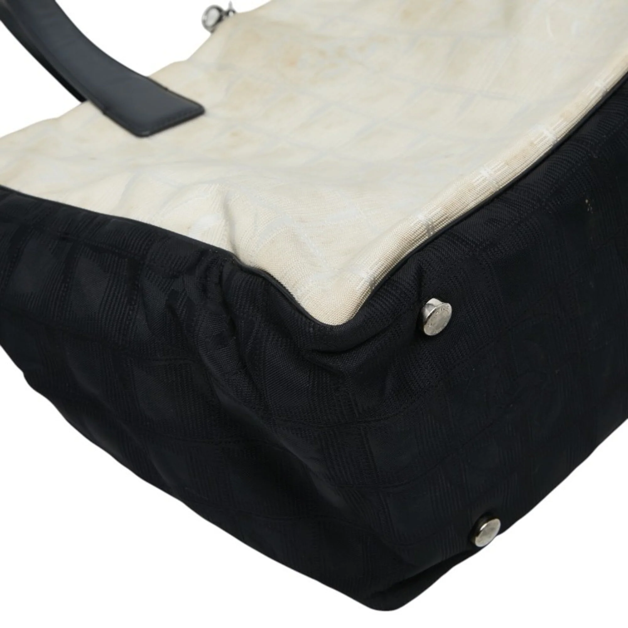 Travel Line Tote Nylon Medium - Image 7