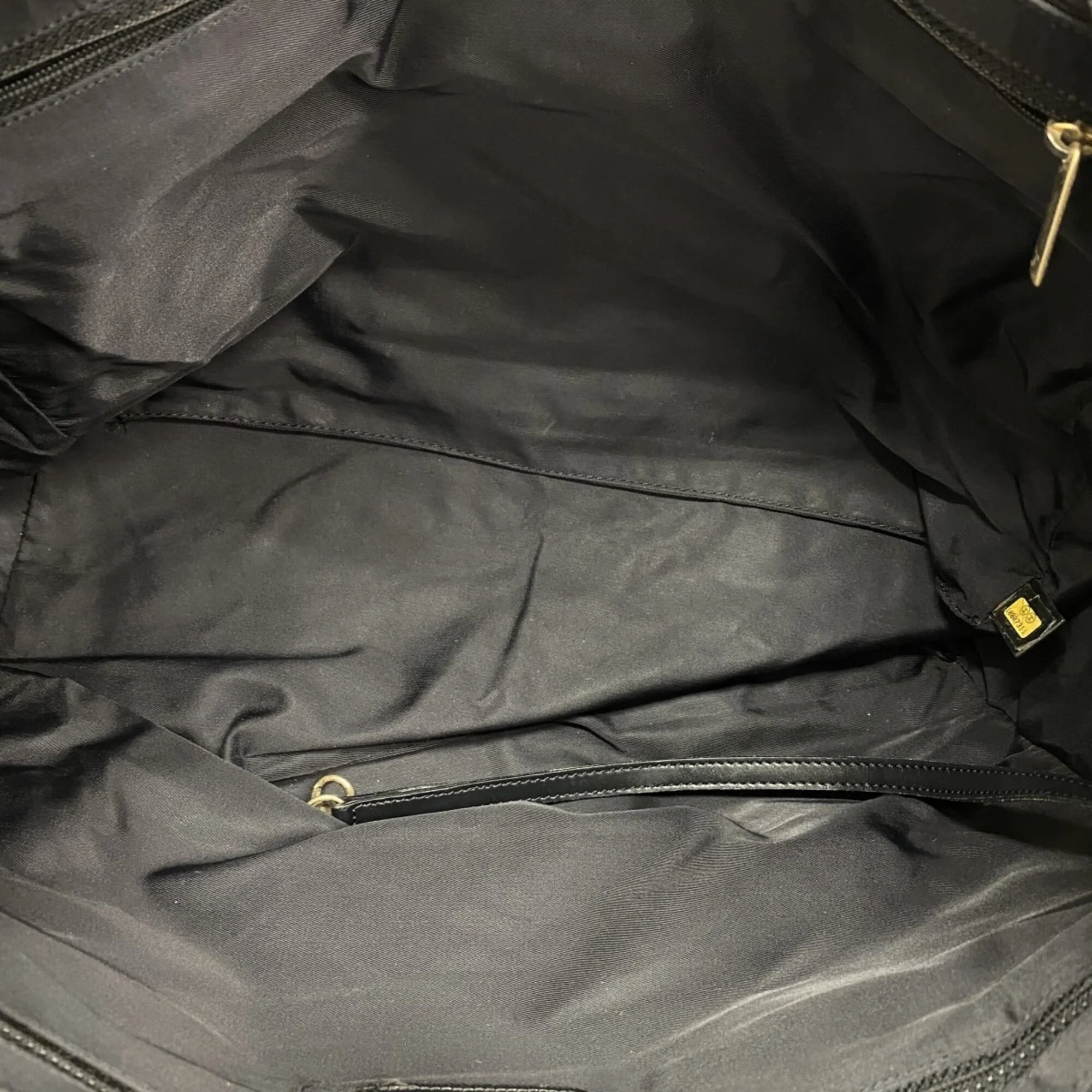 Travel Line Tote Nylon Medium - Image 4