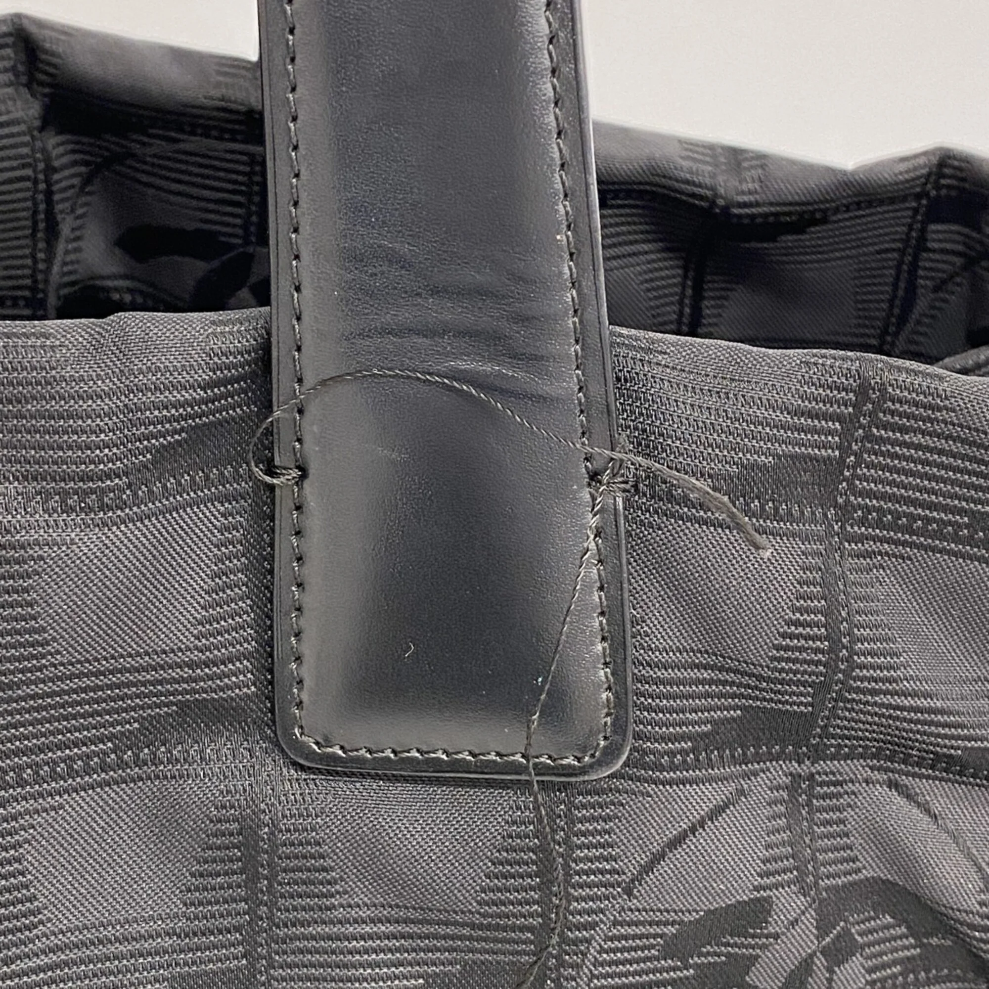 Travel Line Tote Nylon Medium - Image 7