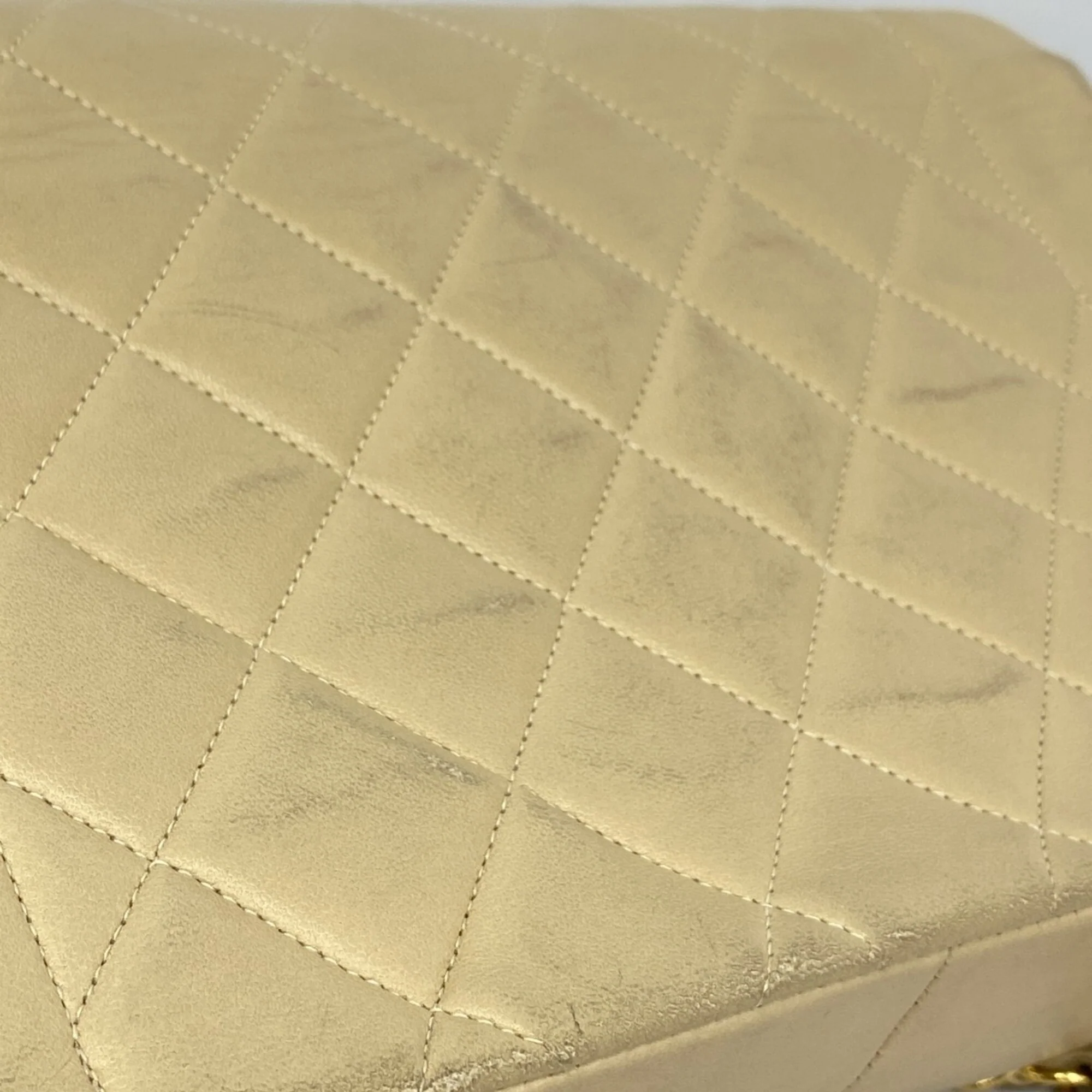 Vintage Diana Flap Bag Quilted Lambskin Medium - Image 6