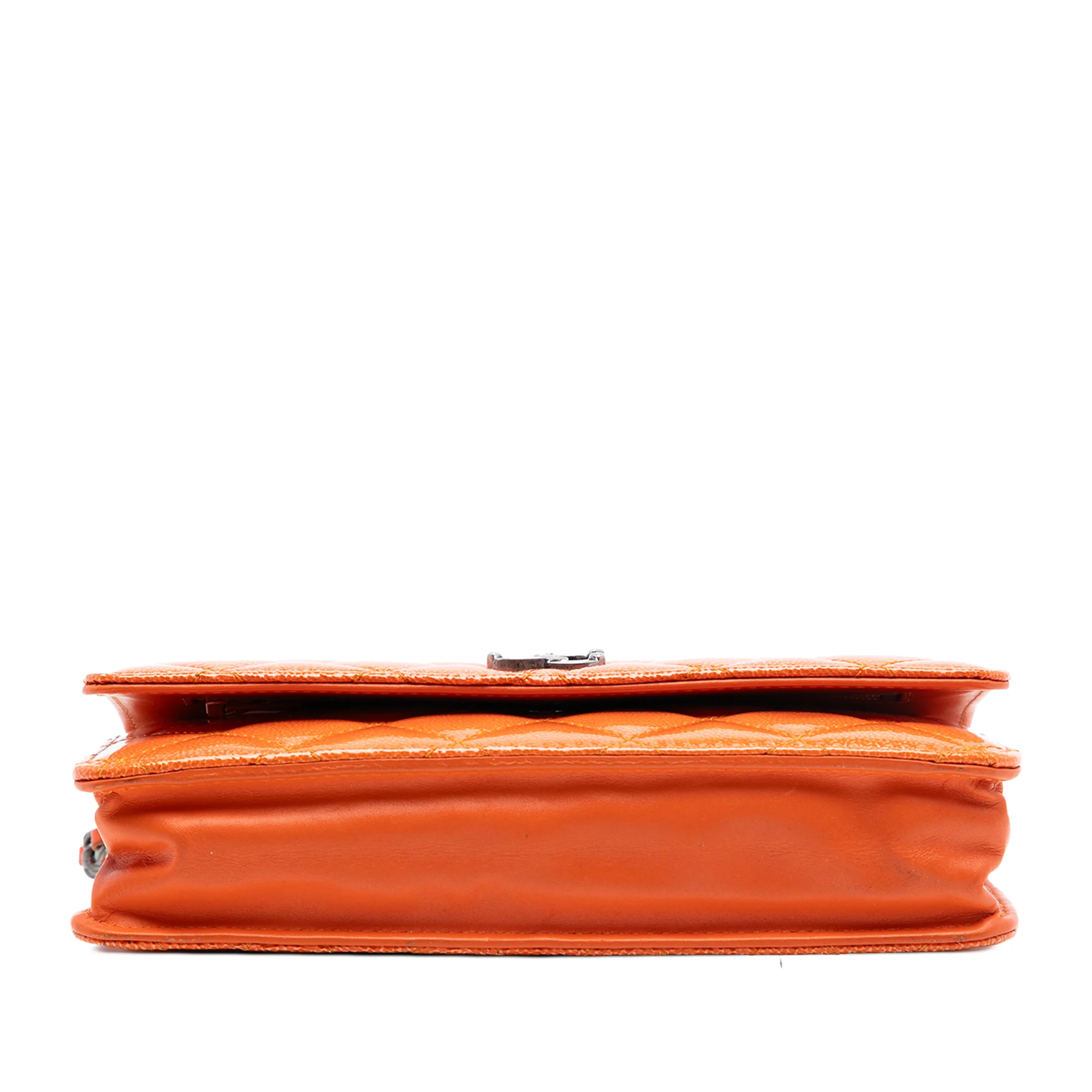 Wallet on Chain Quilted Caviar - Image 3