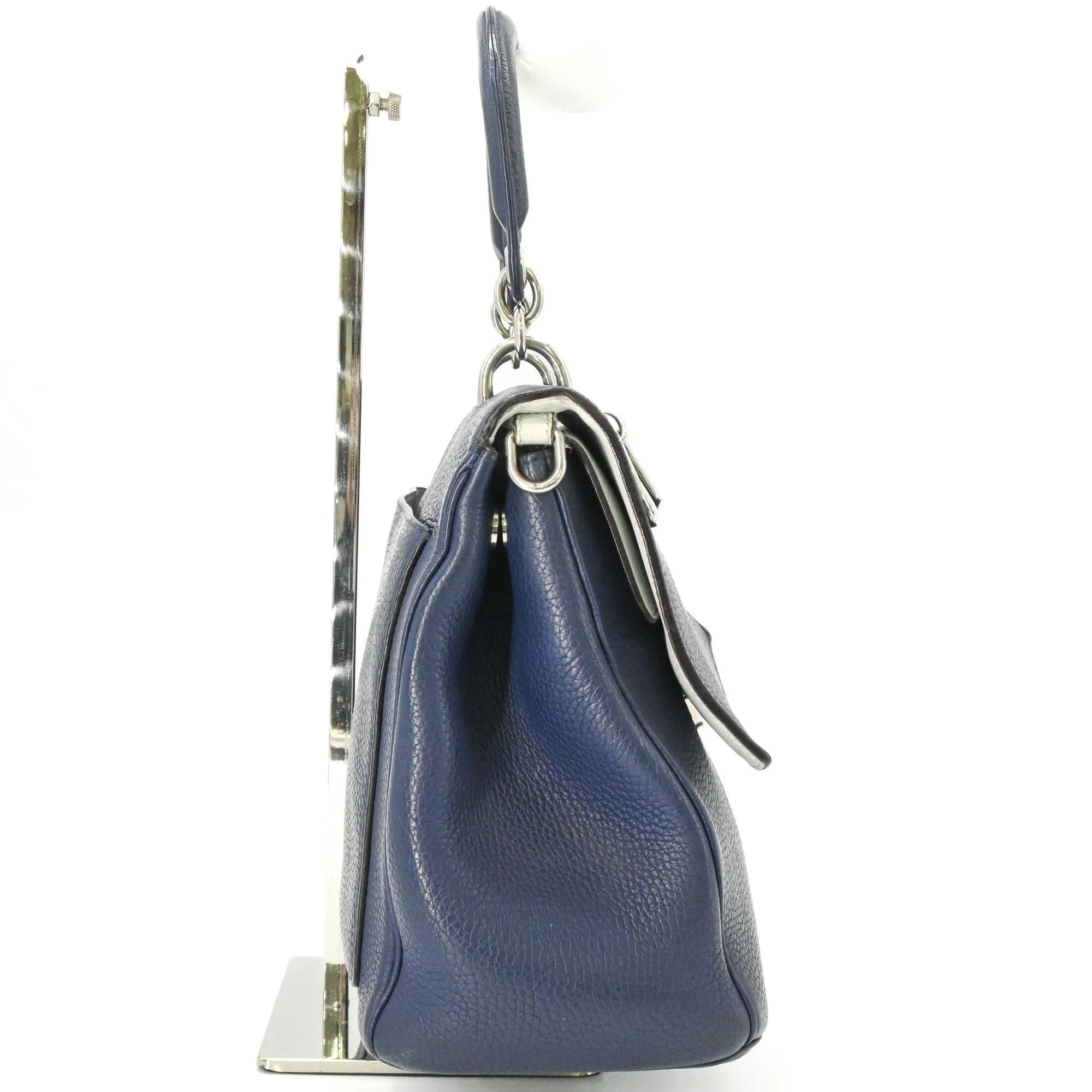 Be Dior Bag Pebbled Leather Medium - Image 3