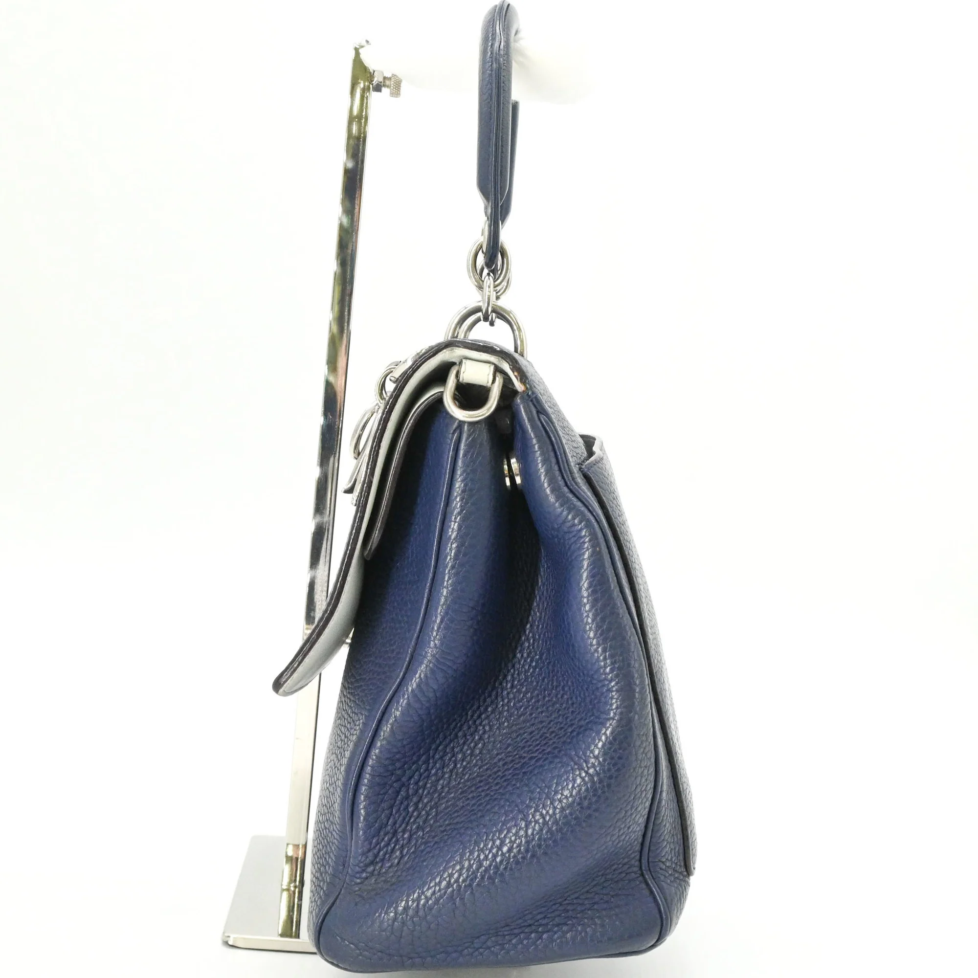 Be Dior Bag Pebbled Leather Medium - Image 4
