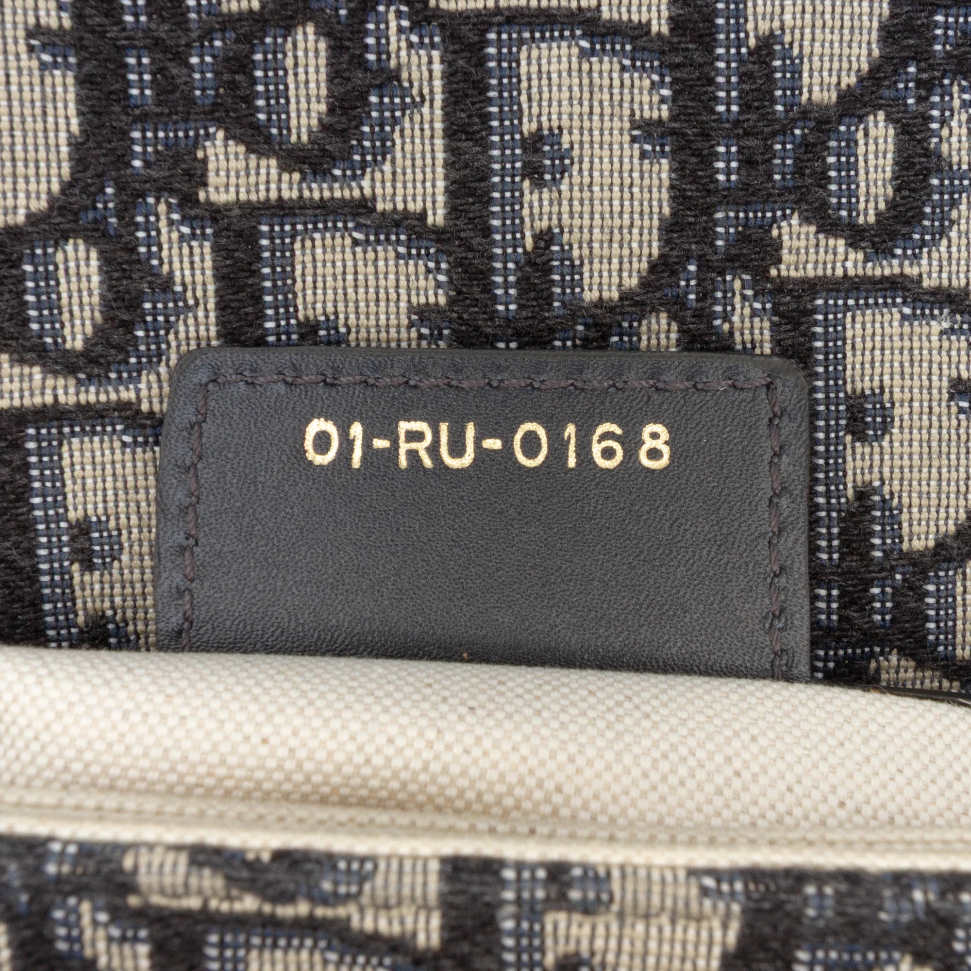 Front Lock Flap Bag Oblique Canvas Medium - Image 6
