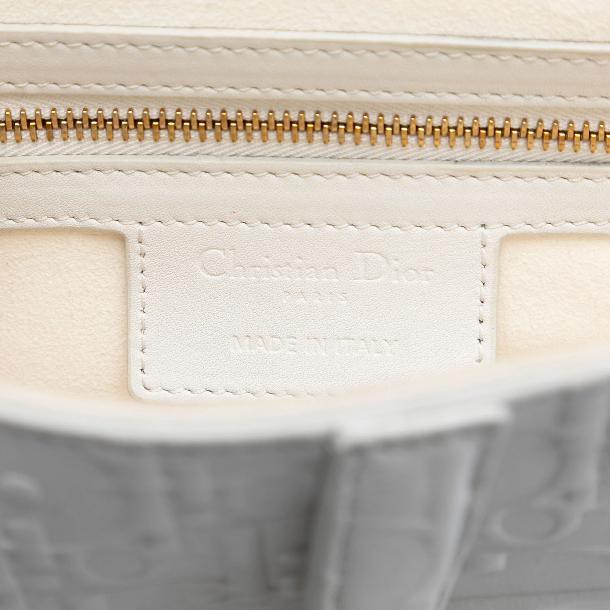 Saddle Handbag Oblique Embossed Calfskin Medium - Image 4