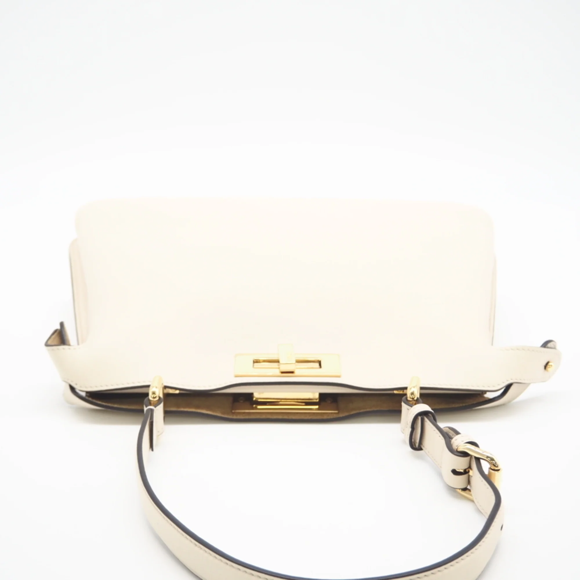 Soft Peekaboo ISeeU Bag Leather Medium - Image 5