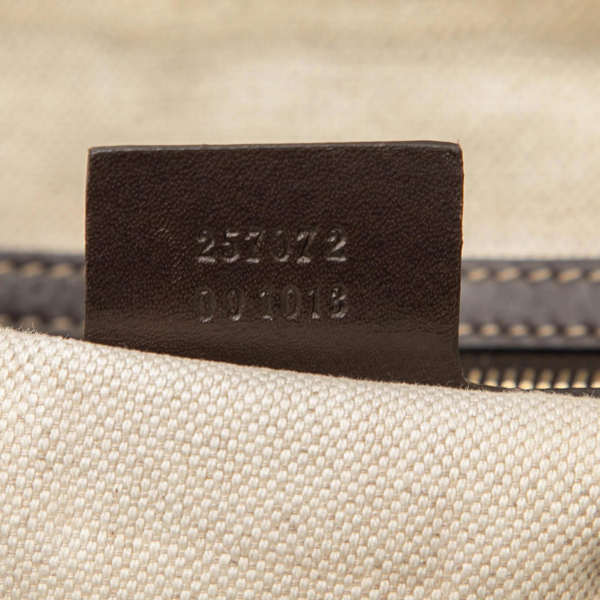 Lovely Heart Interlocking G Crossbody Bag GG Canvas with Leather - Image 6